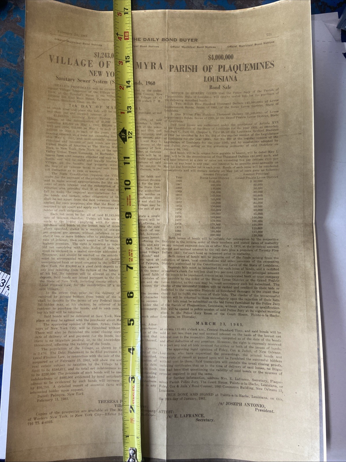 Vintage 1961 Daily Bond Buyer Palmyra NY Plaquemines LA Paper Ephemera