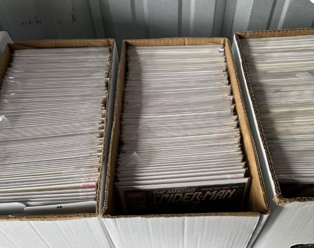 COMICS, Lot of 25. MAINLY MARVEL & DC! MOST EXCELLENT CONDITION!!FREE SHIPPING!!