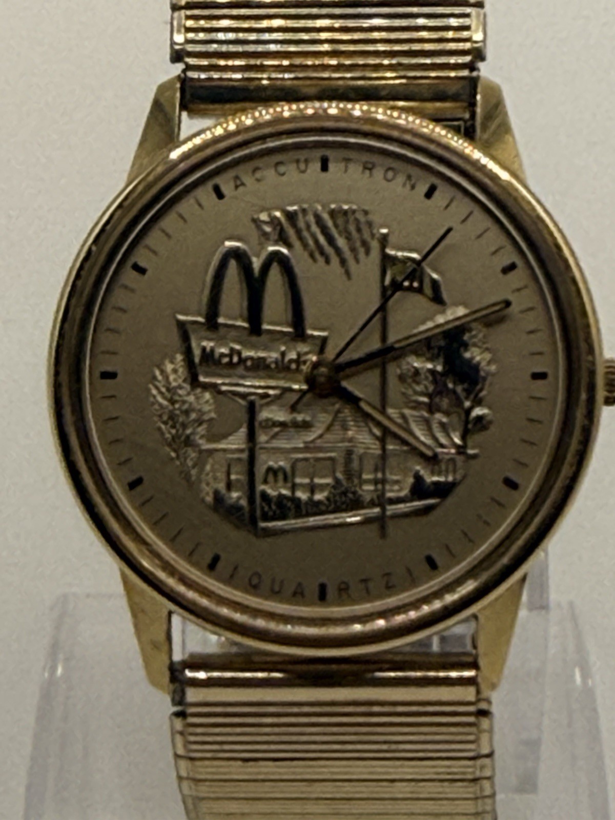 Vintage 1978 McDonald’s Bulova Accutron Quartz Watch Speidel Band – New Bat