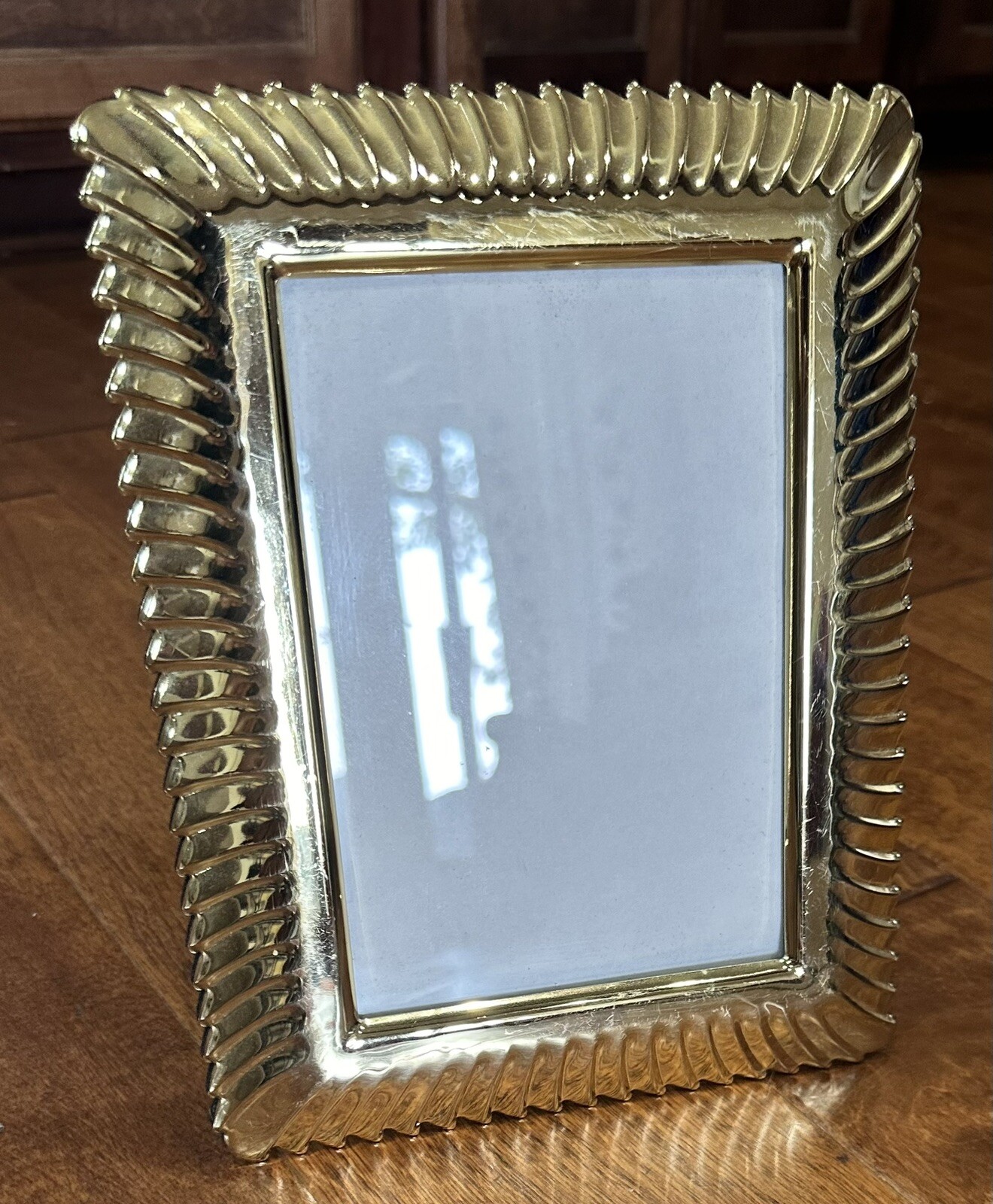 Towle Picture Frame Gold Tone 7.5X9.5/5X7 Picture