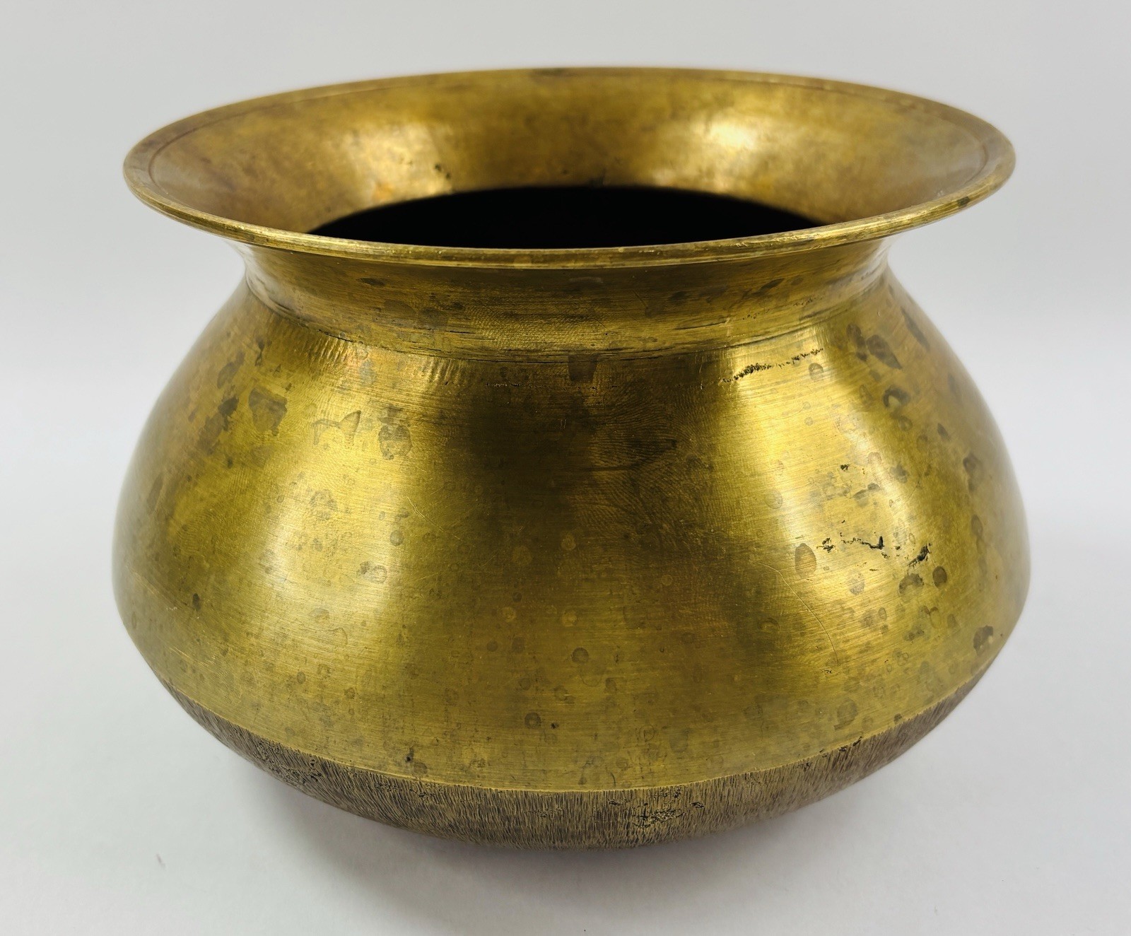 Vintage Solid Brass Water Pot India Hand Hammered Kalash Heavy Patina 7″