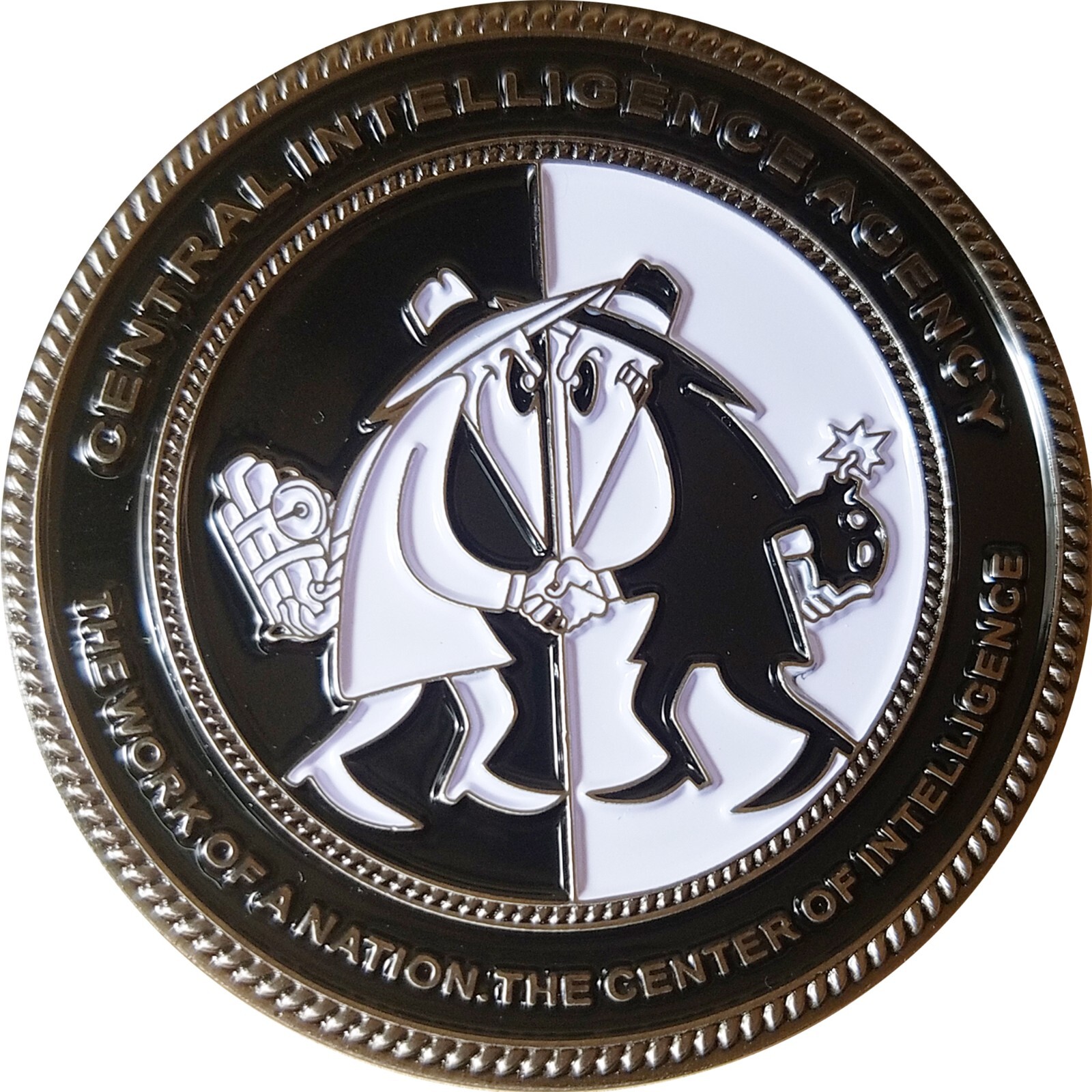 CIA SPY VS SPY CENTRAL INTELLIGENCE AGENCY CHALLENGE COIN. 2″ 40