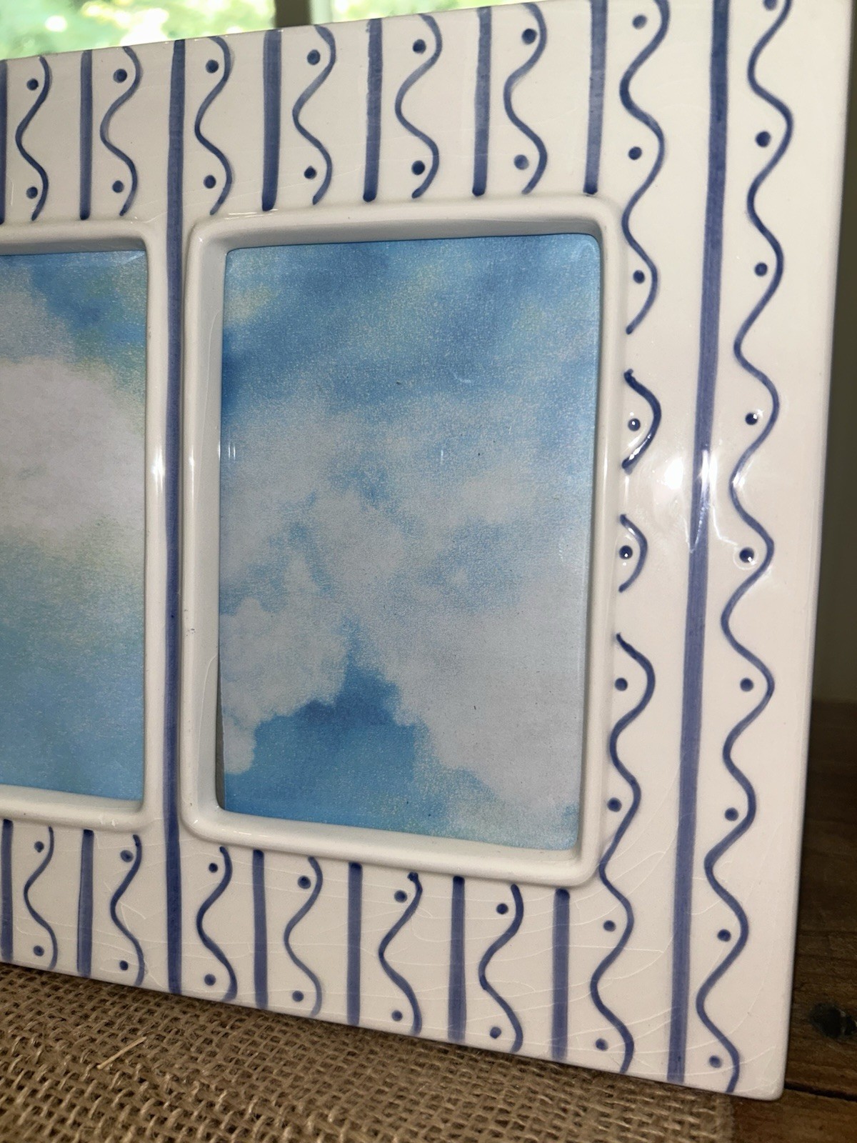 VTG Blue & White Lines Curves Dots 3.5×5 Photo Double Picture Frame 7.5×9.5