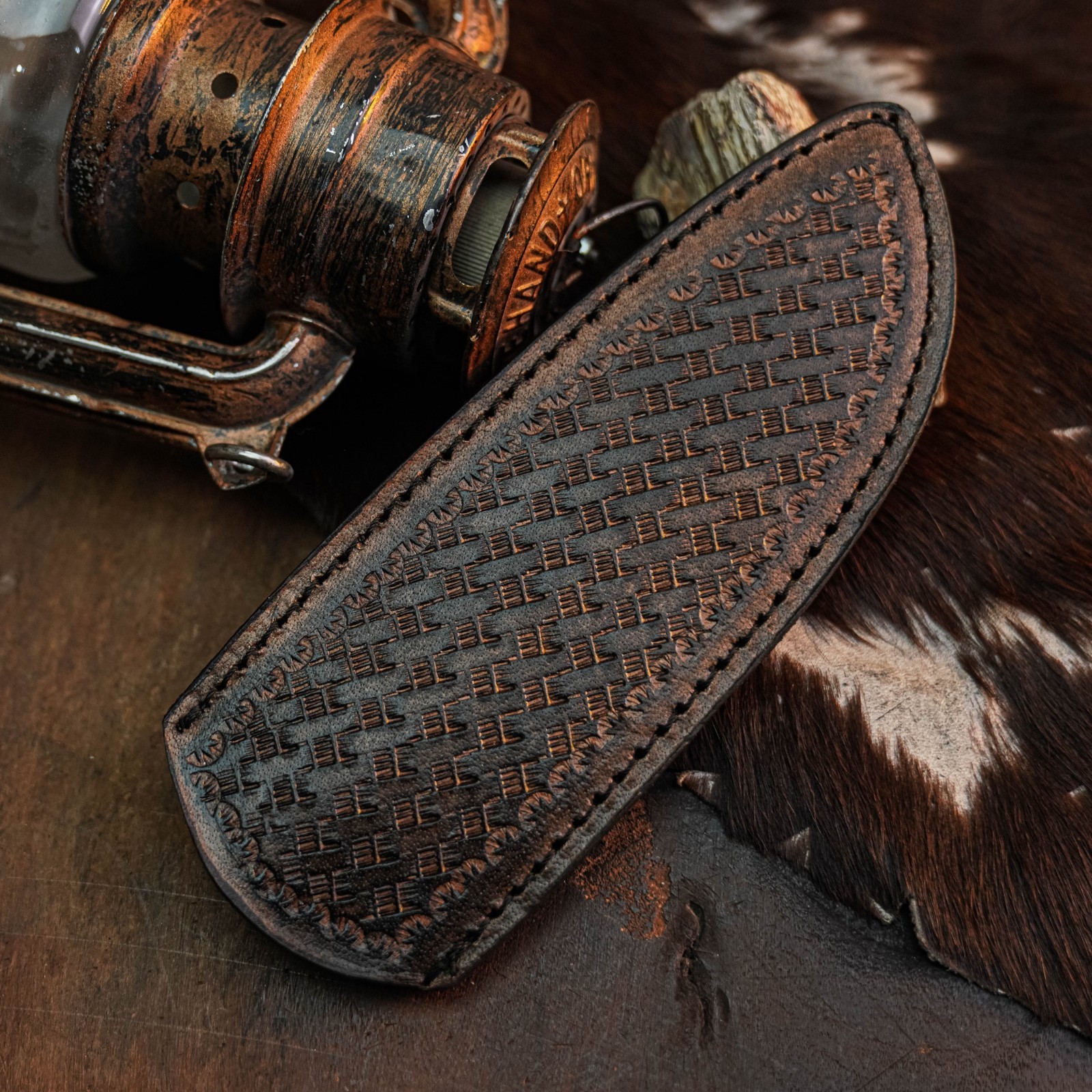 8.9″ inch Handmade Damascus Hunting Knife Full Tang Wood Handle Leather Sheath