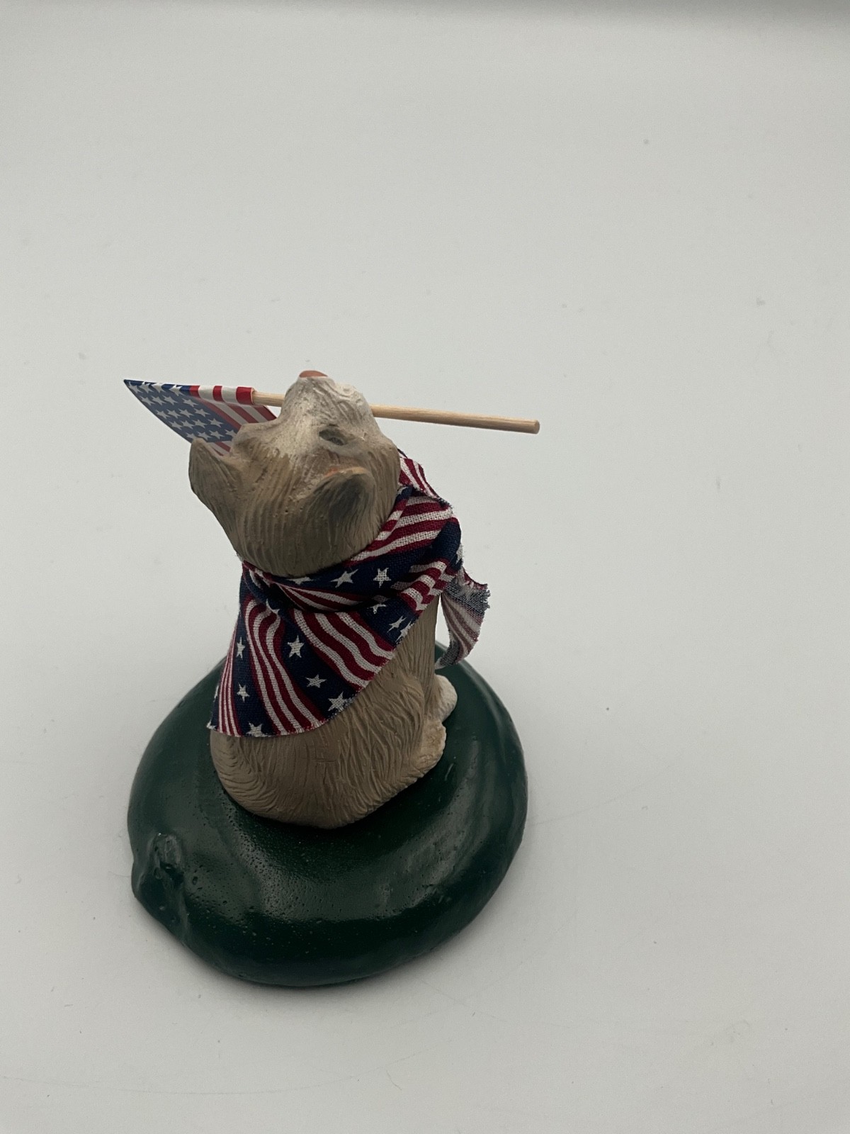 Byers Choice Patriotic Cat w/ Red White & Blue Stars & Stripe Scarf & Flag
