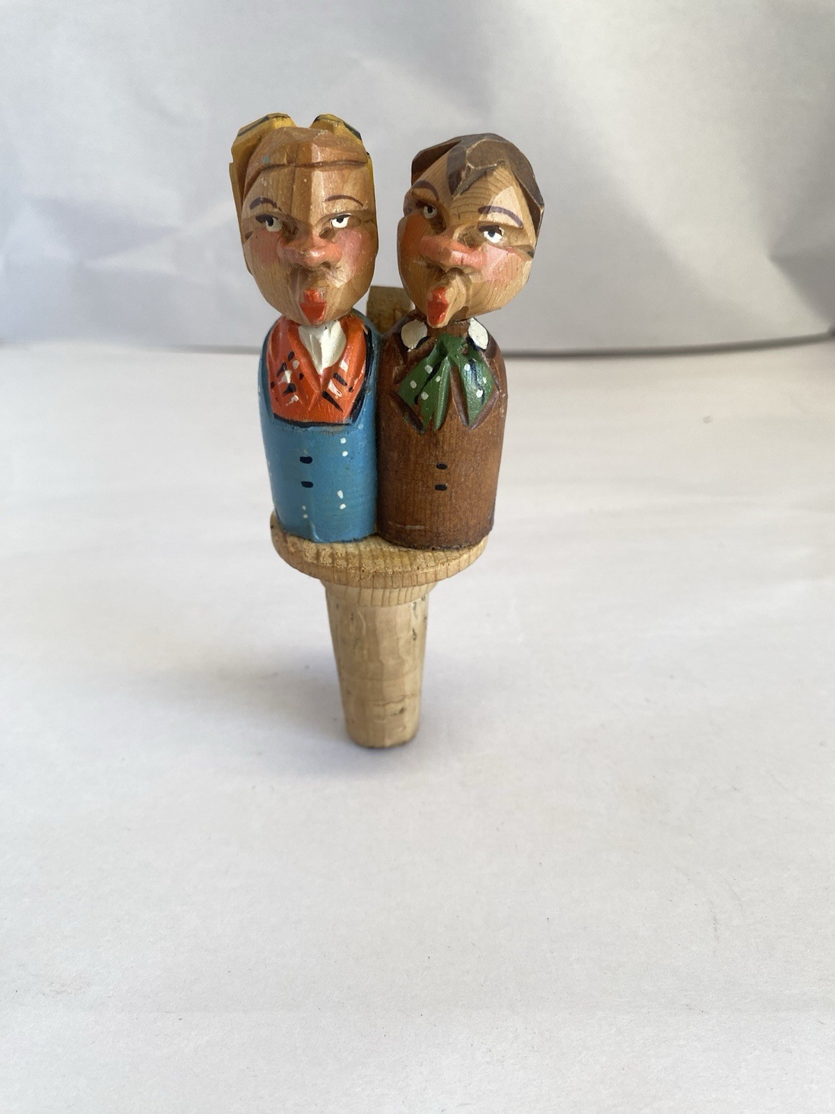 Vintage Hand Carved Mechanical Wooden Kissing Couple Bottle Cork