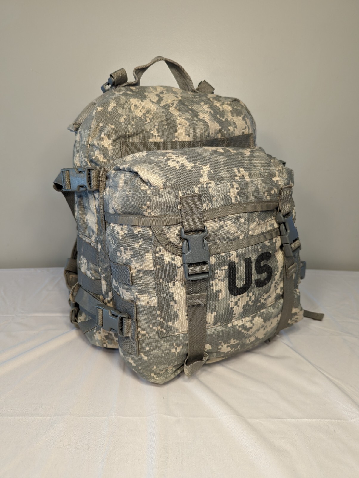 Army Assault Pack w/ Stiffener ACU UCP MOLLE II – EXCELLENT