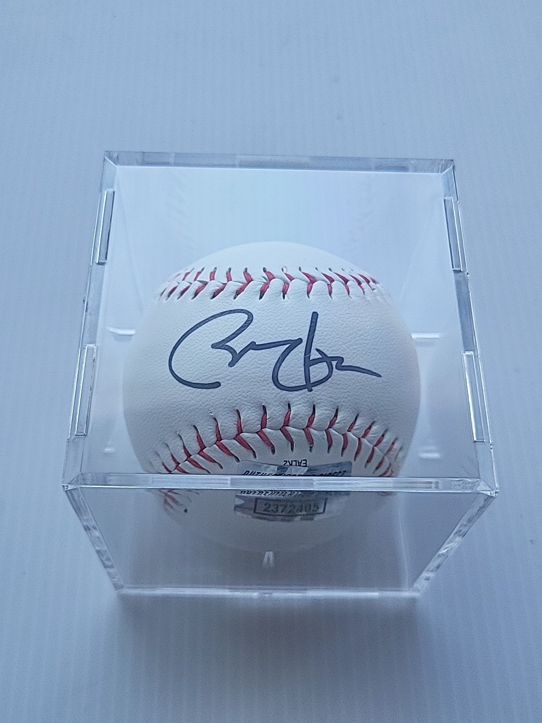 PRESIDENT BARACK OBAMA Hand-Signed Autographed Baseball W/COA & Protective Case