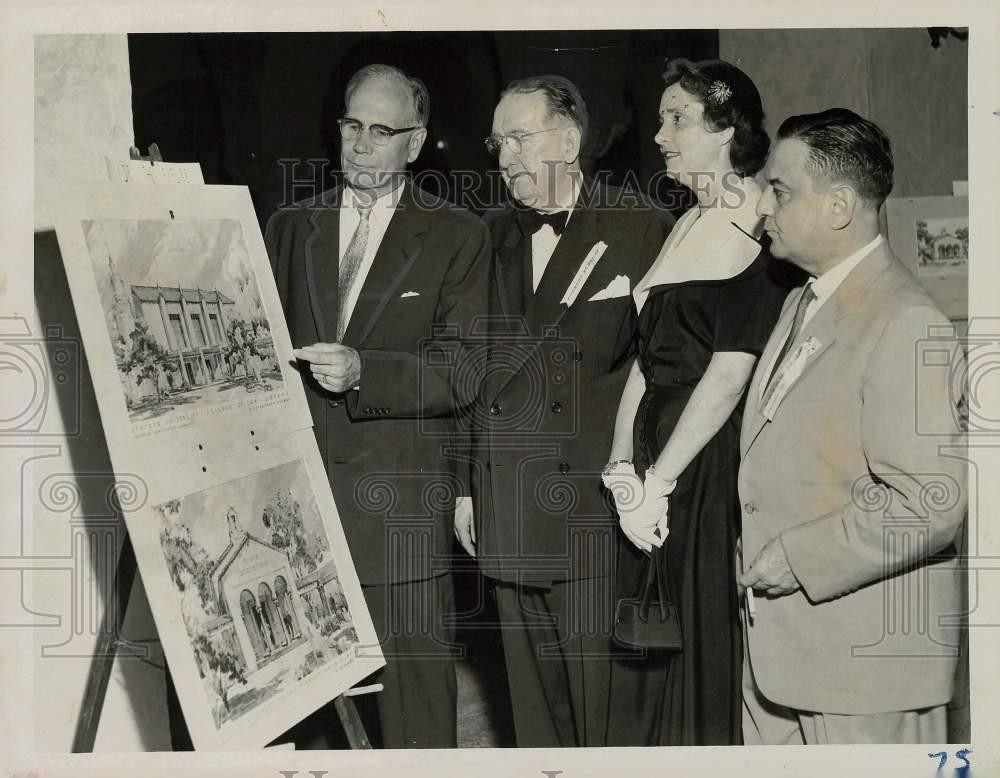 1954 Press Photo Dr. J. Ollie Edmunds points to Florida Military Academy Drawing