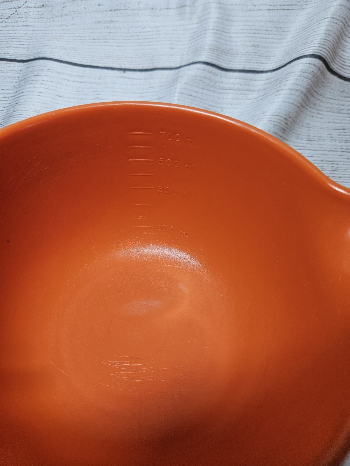 Rubbermaid Orange 3-Cup Batter Bowl/Measuring Bowl #3004, Baking Holiday Meal