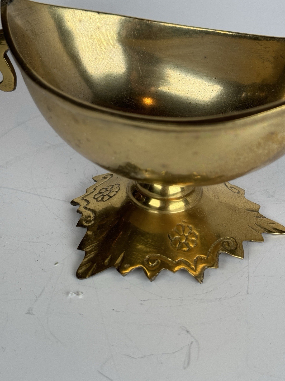 VTG Brass Pedestal Compote Bowl Dish Double Handles India 7in MCM Decor