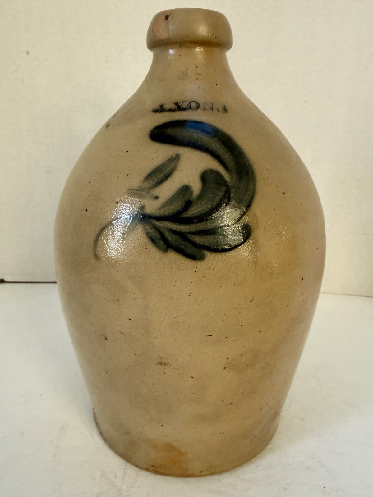 Vintage Stoneware Pottery 1 gal. Beehive Jug Made by LYONS, Cobalt Floral Design
