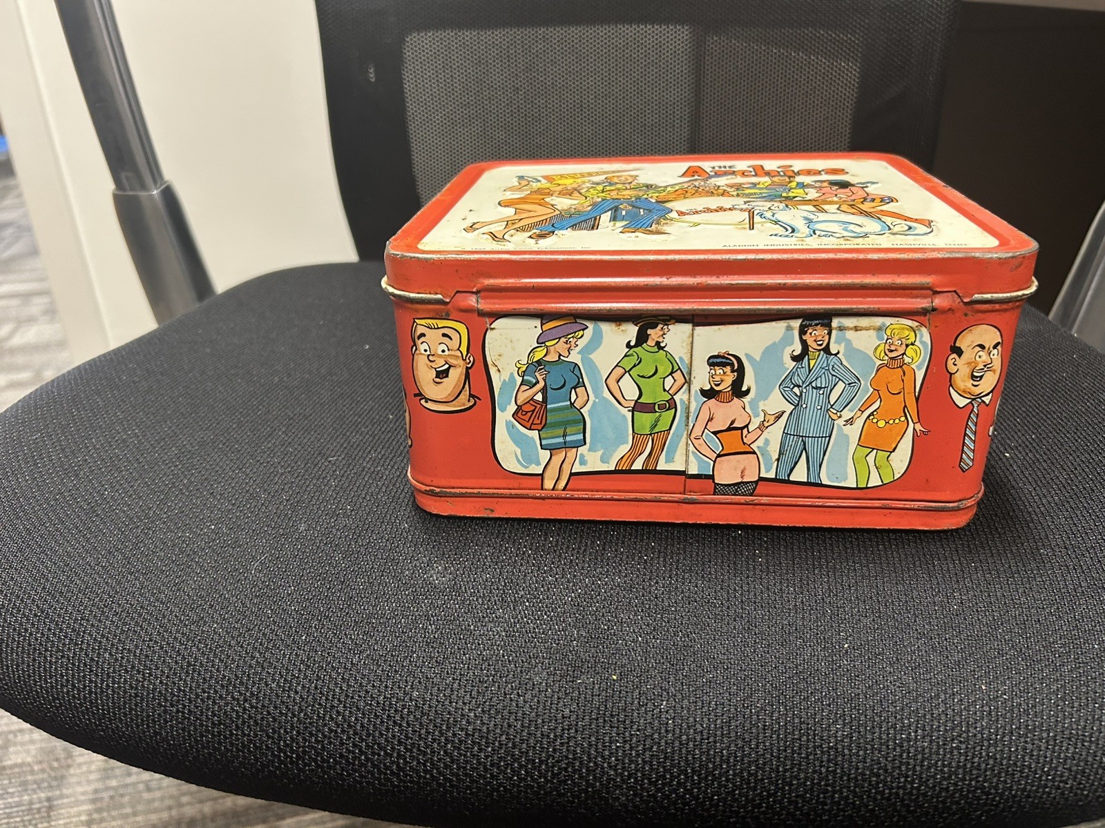 Vintage Aladdin Lunchbox+Thermos 1969 The Archie’s Betty and Veronica Unrestored