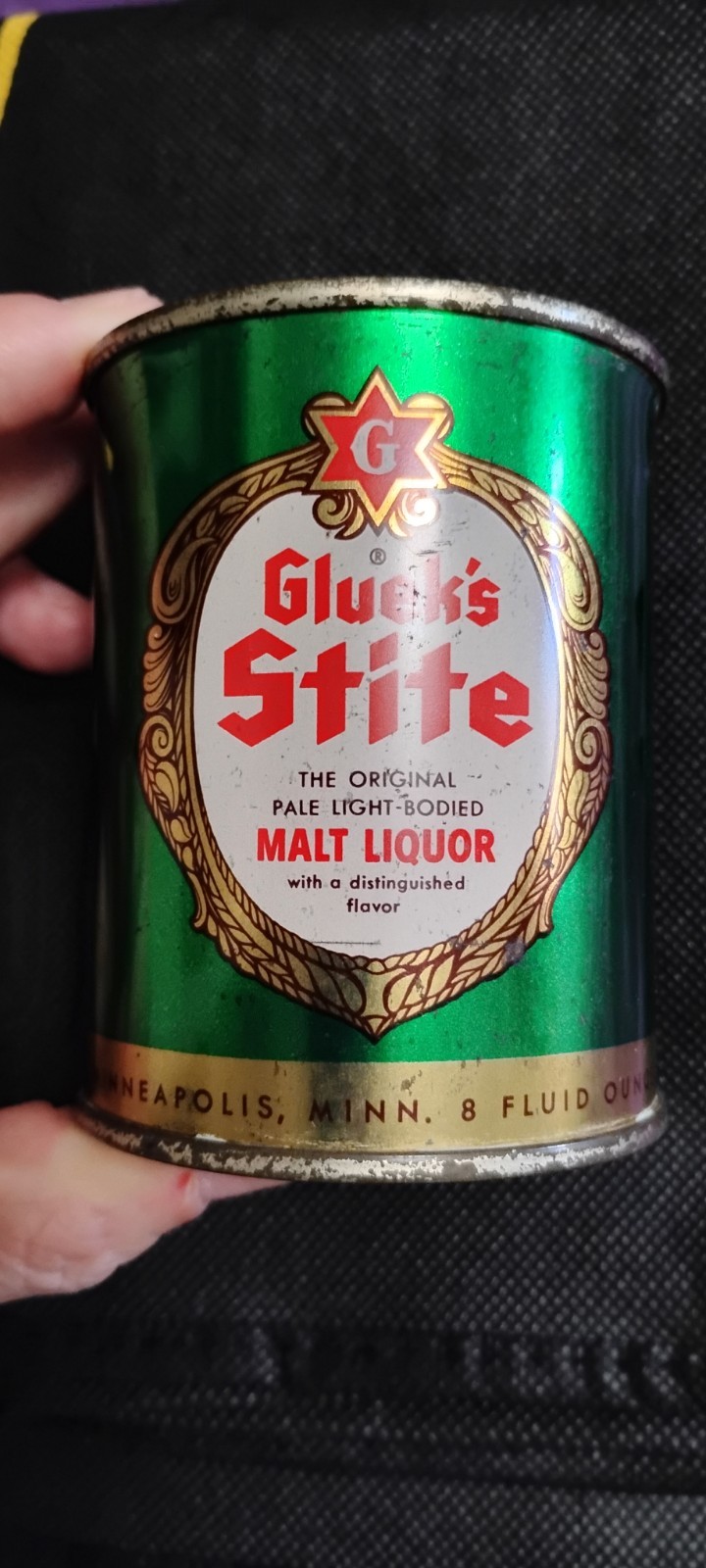 Glueks Stite Malt Liquor Flat Top 8oz, Bright Metallic Green, Steller Condition.
