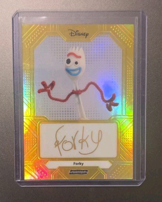 2025 Kakawow Phantom Disney Trading Card Gold – Forky Auto 10/10 Bookend