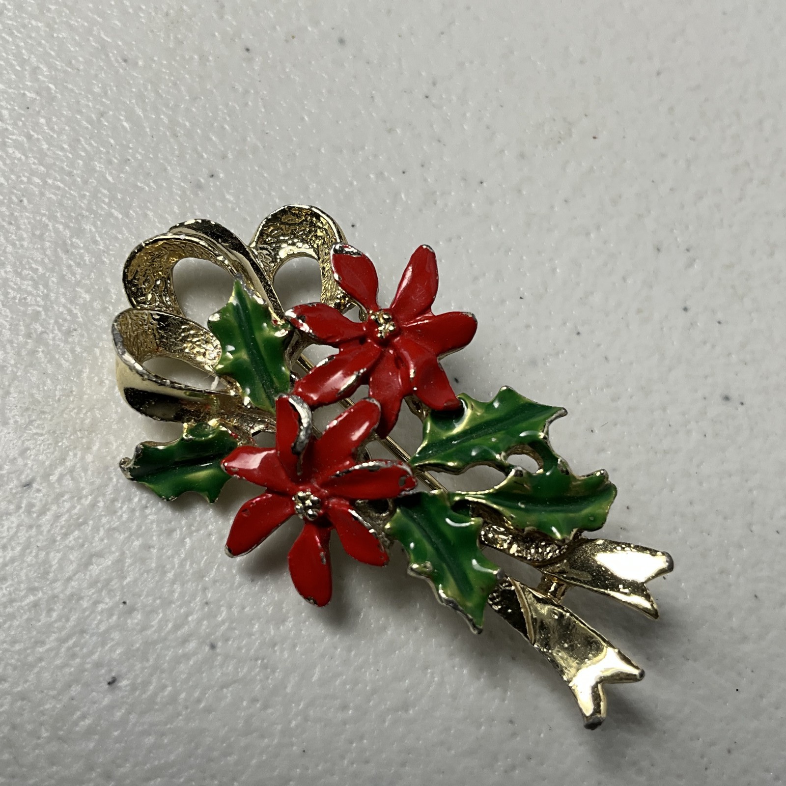 Vintage Christmas Poinsettia Holly Bow Brooch Pin Gold Tone Red Green Enamel