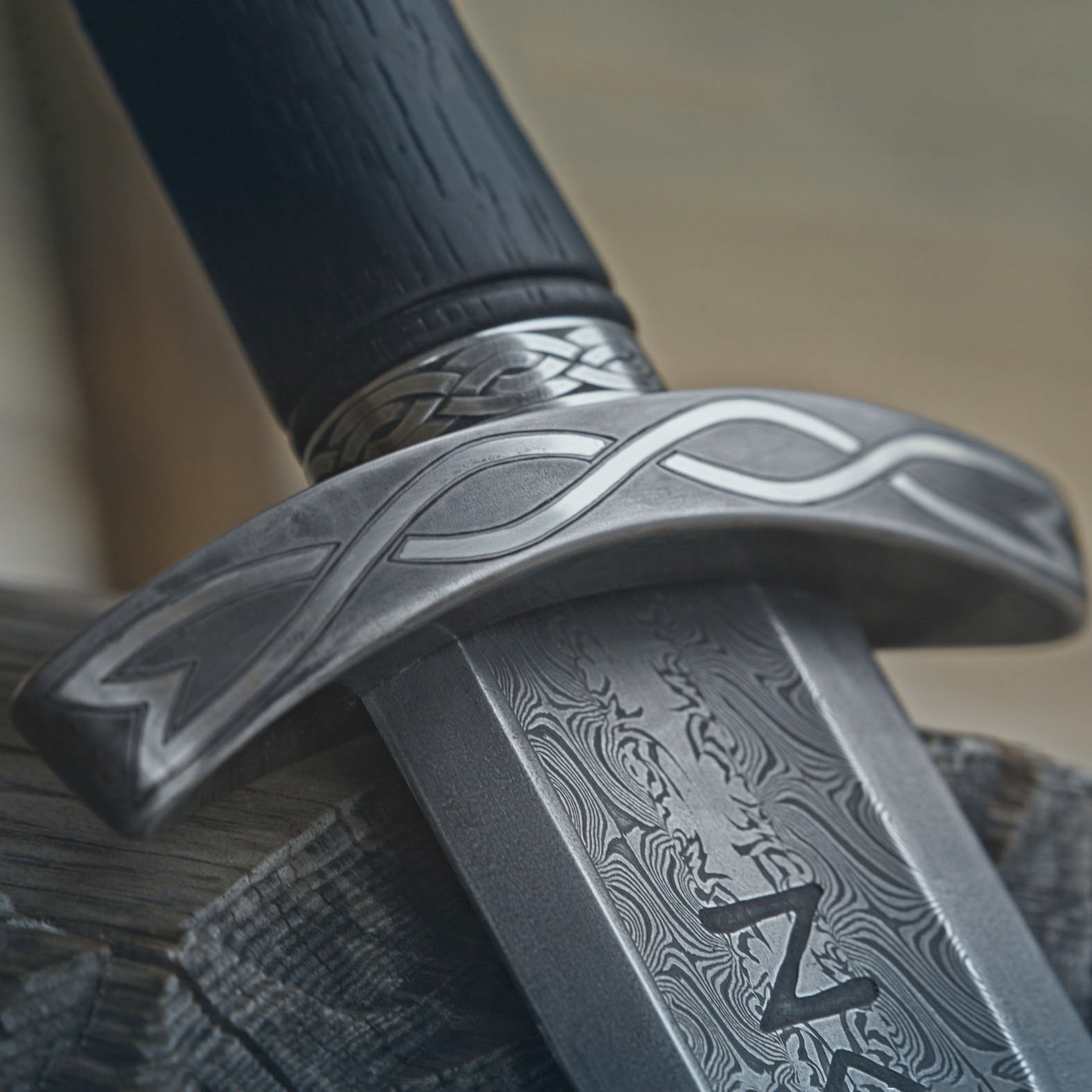 Custom Damascus Steel Northmen Handmade Viking Sword With Scabbard, 38 Inch