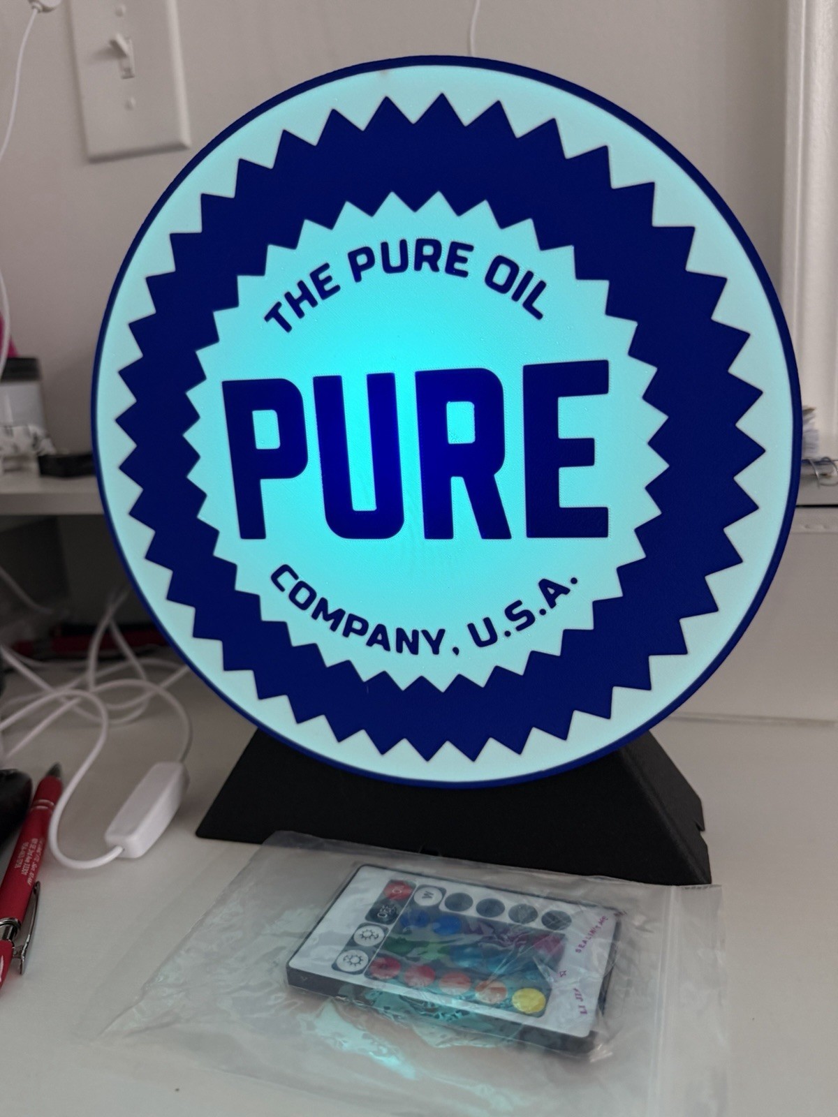 PURE Oil Company USA Round LED Color Changing Table Lamp w/ Remote, Plastic
