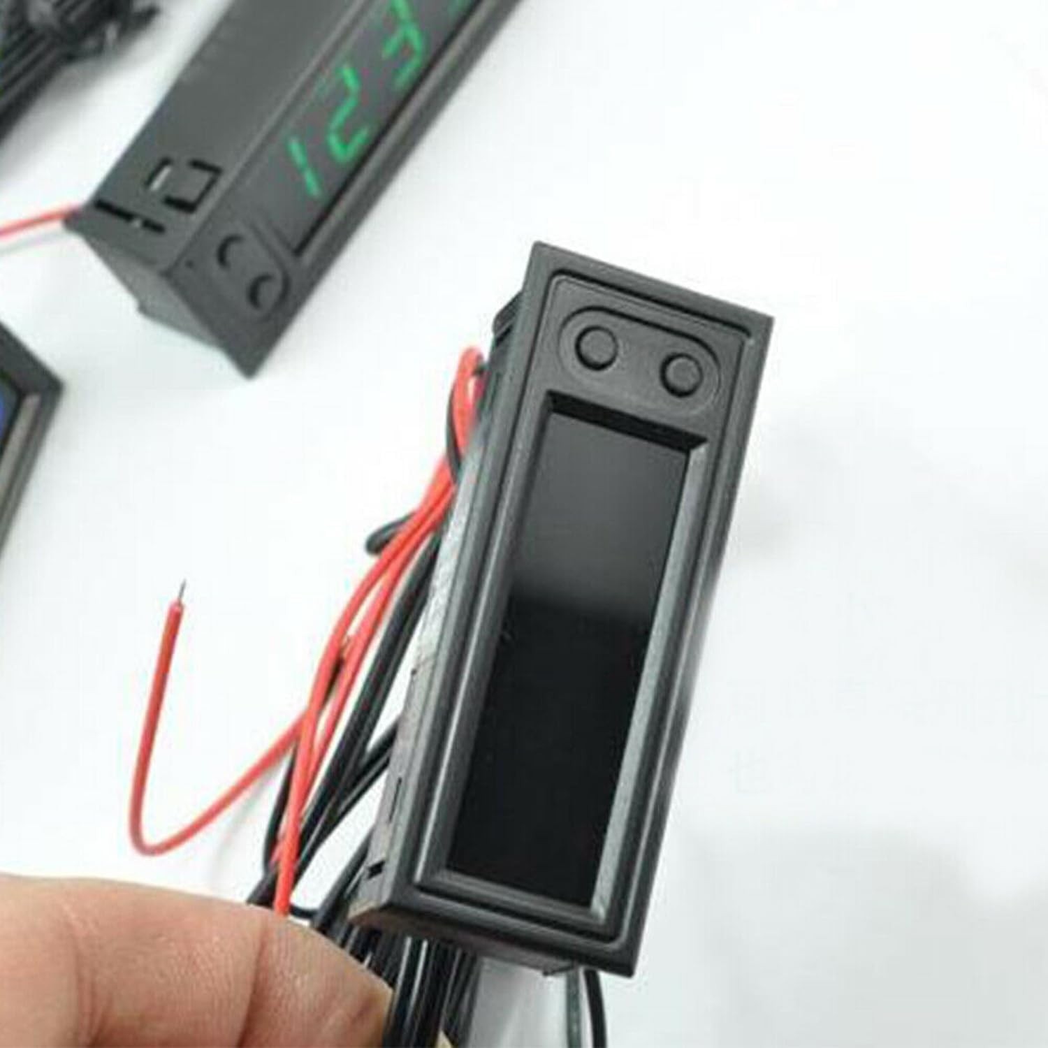 Efficient Car Watch with LED Display: Thermometer & Voltmeter Software Included