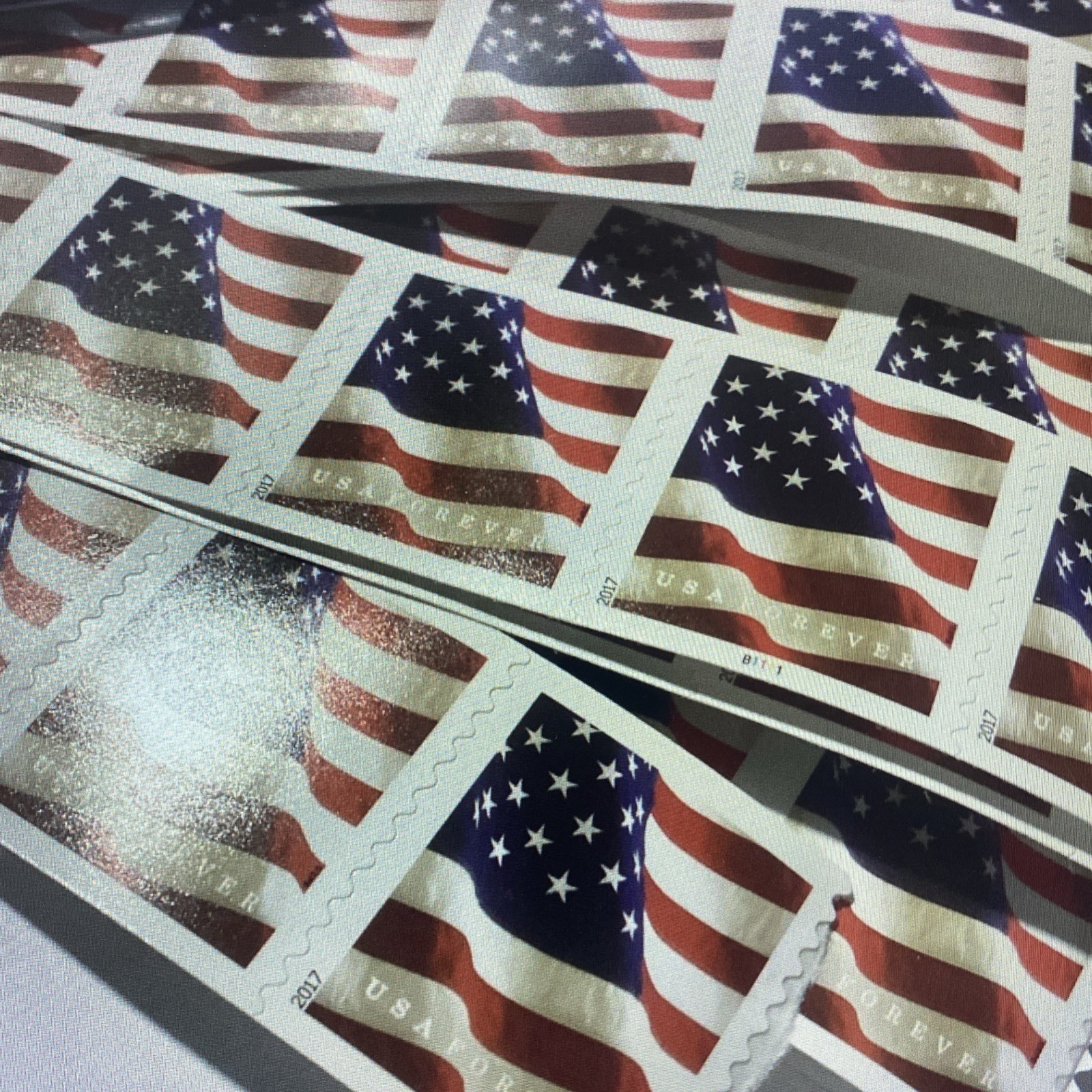 2017 USPS US Flag Forever Stamps MNH Roll of 100 Unused First Class Postage