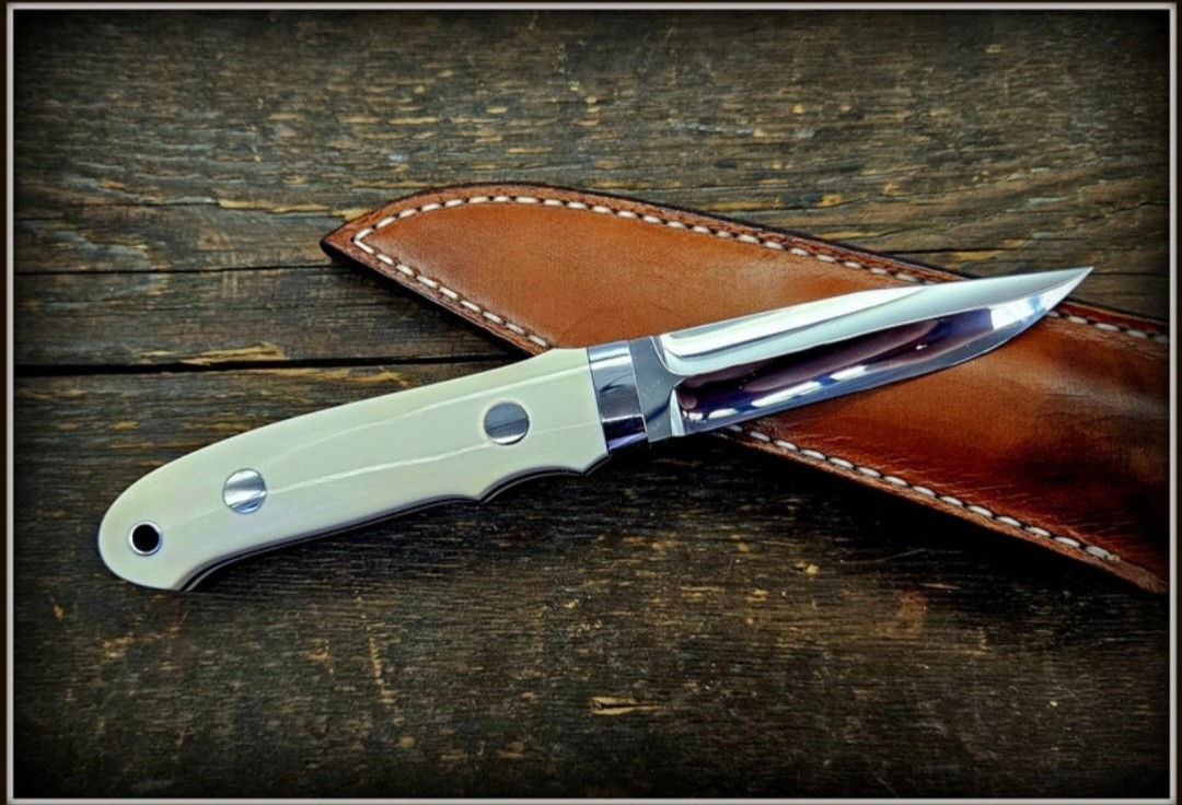 Custom M398 Steel Knife Handmade Loveless Design Damascus Hunting Knife