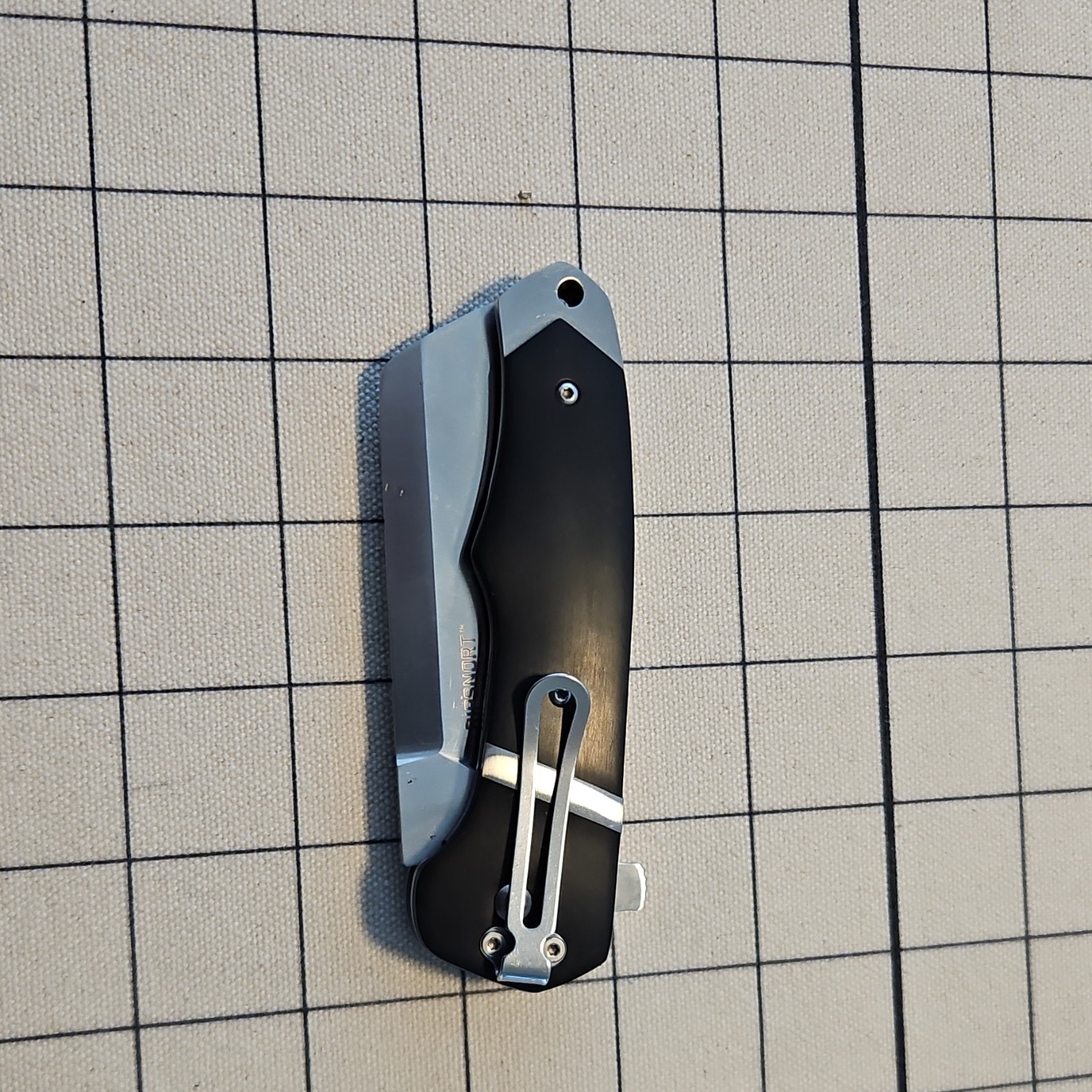 CRKT Ripsnort Black Manual Frame Lock Plain Cleaver Blade Stainless Clip