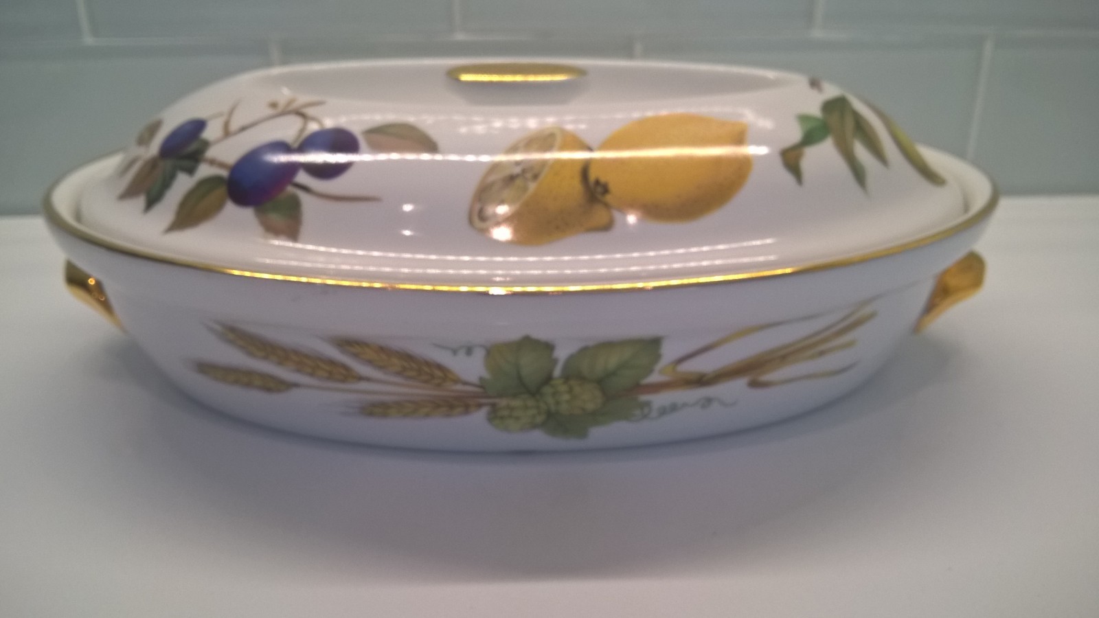 Vintage Royal Worcester English Porcelain Evesham Gold Oven to Table