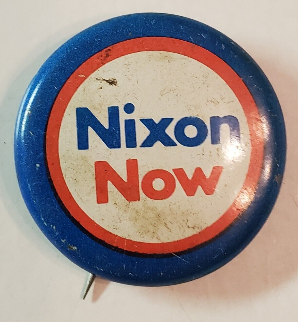 VINTAGE ~ „NIXON NOW“ – 1.25″ Round Button Pinback