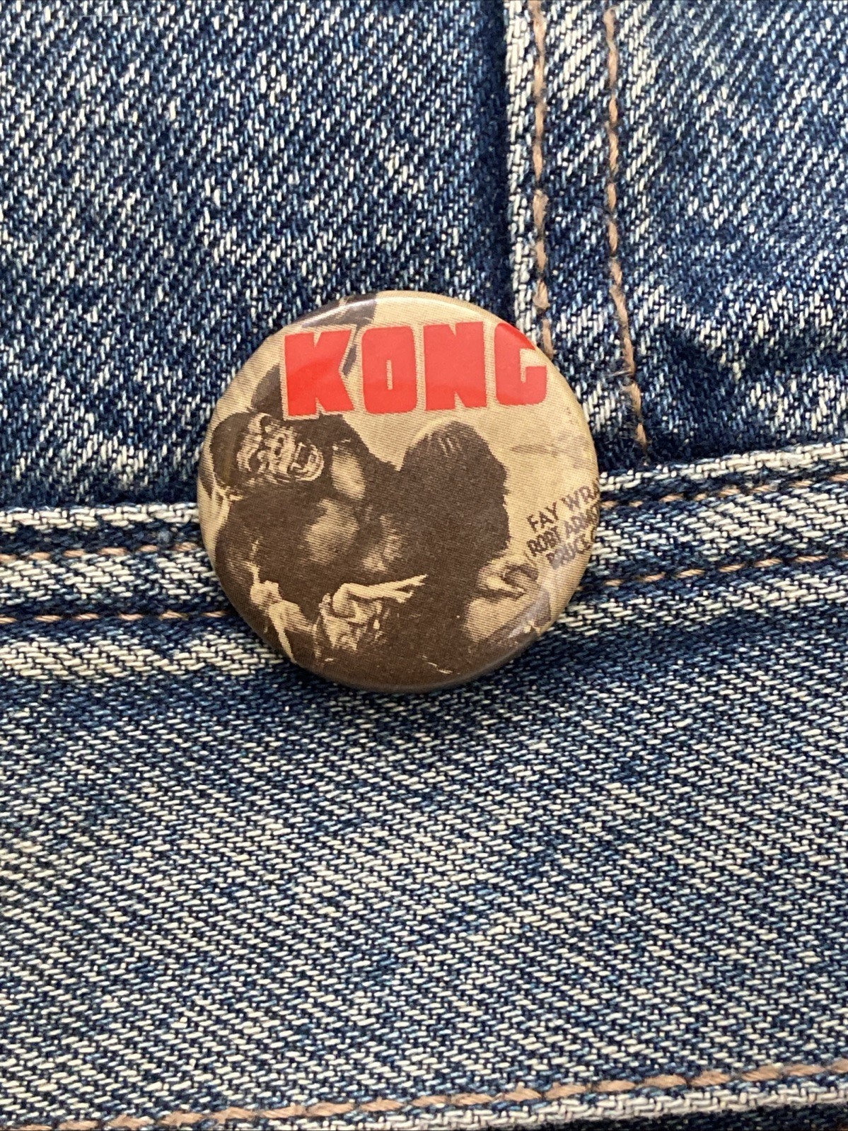 King Kong 1933 Button Badge Pin Pinback Vintage 1.25 Round #441 Old Hollywood