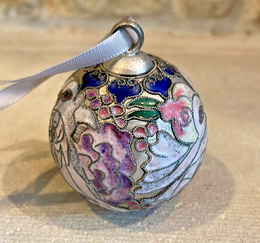 Vintage Nyco Cloisonne Christmas Ball Round Ornament Turtle Doves Silver Enamel