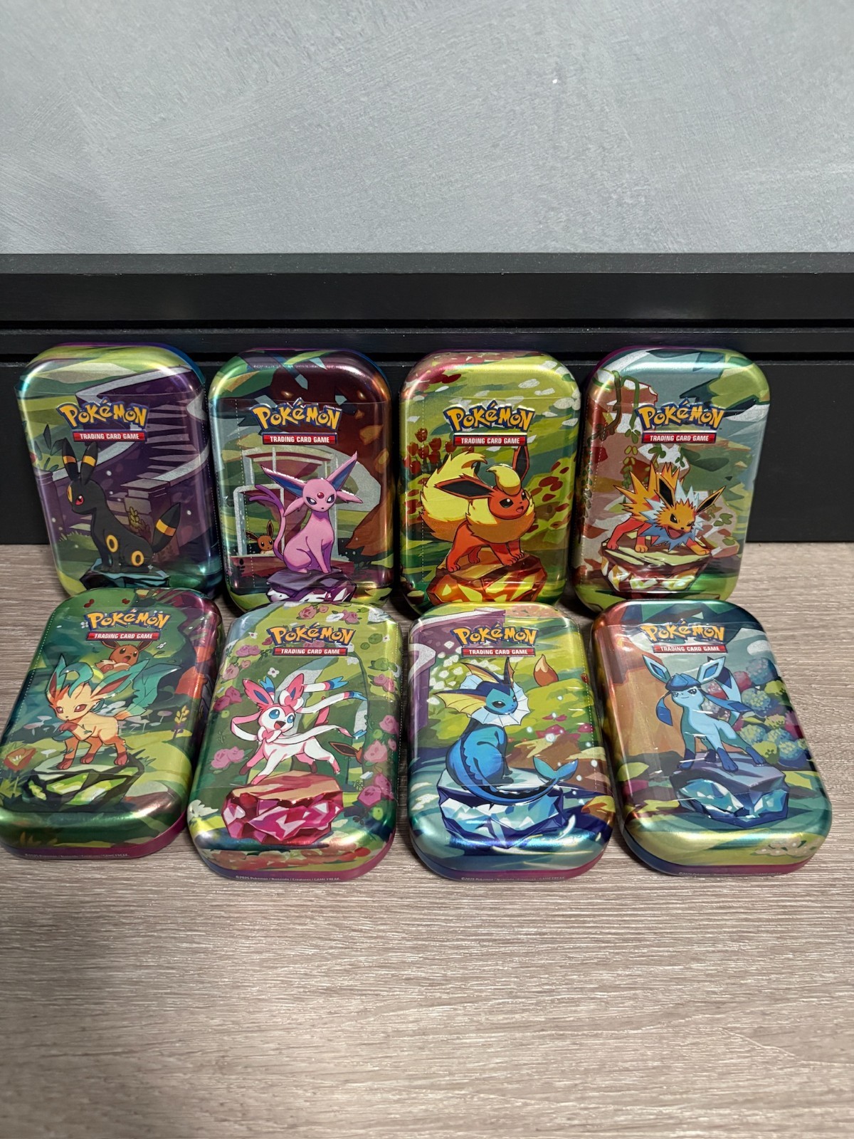 🌟 Pokemon Prismatic Evolutions Mini Tins x 8 Full Art Set. New & Sealed✅