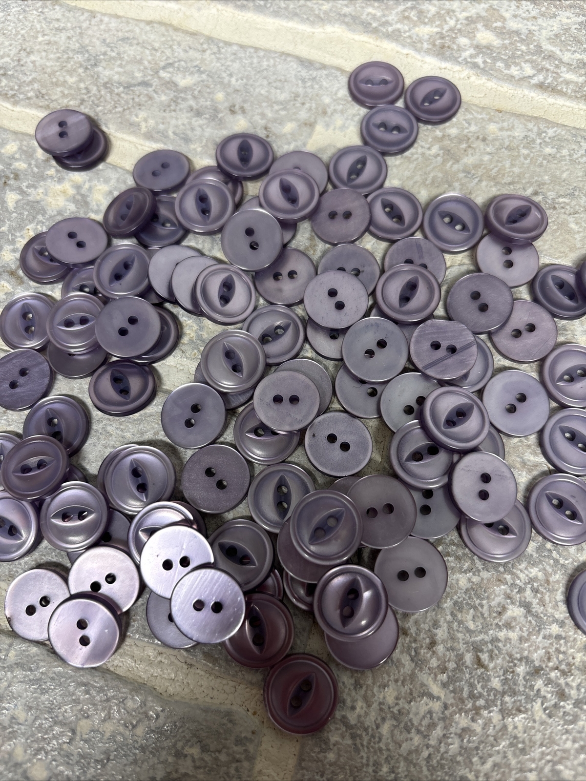 Vintage Lot of 16 Cats Eye Buttons Lavender Purple Glossy 1/2″ Round 14mm