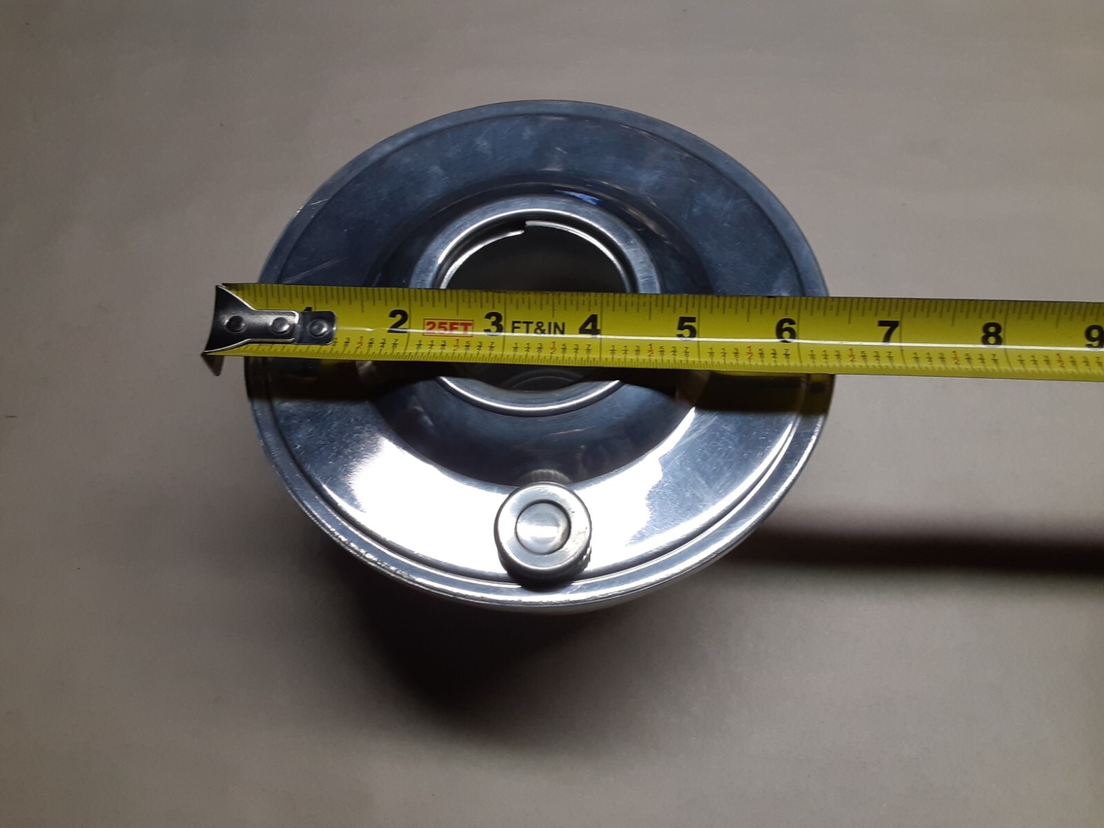 Fuel tank for kerosene oil lamp