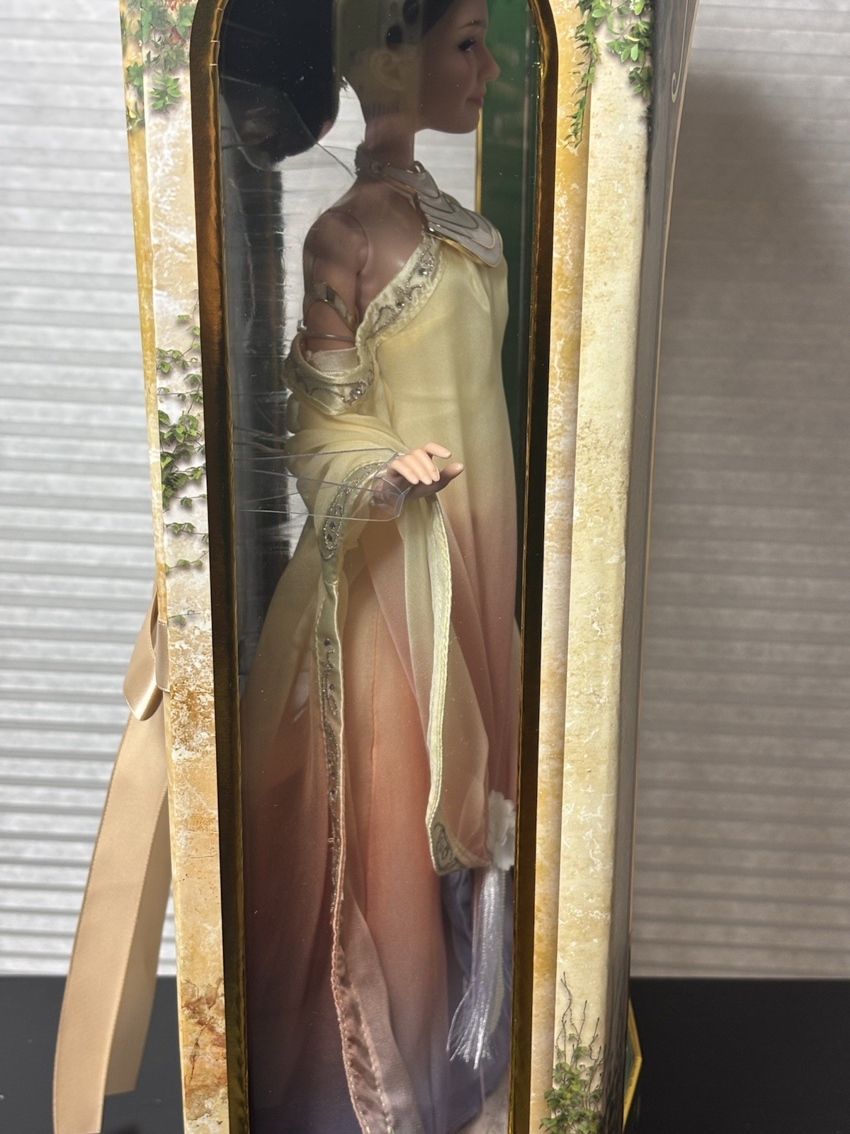 2026 Disney Parks Star Wars Attack Of The Clones Padme Amidala 17” LE Doll NEW