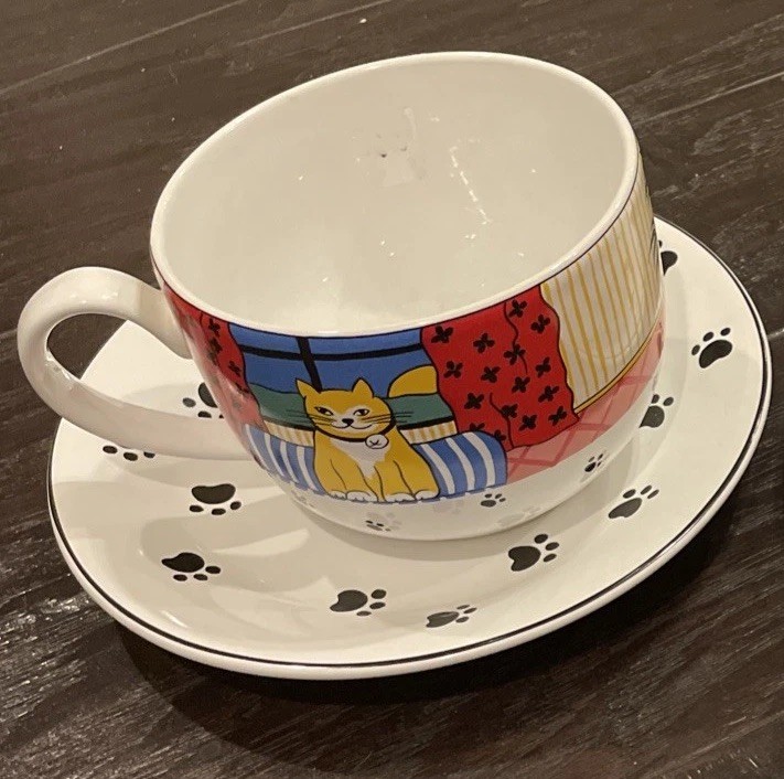 A La Carte Cat Kitten Kitty Paw Prints Jumbo Soup Coffee Mug Saucer Vintage