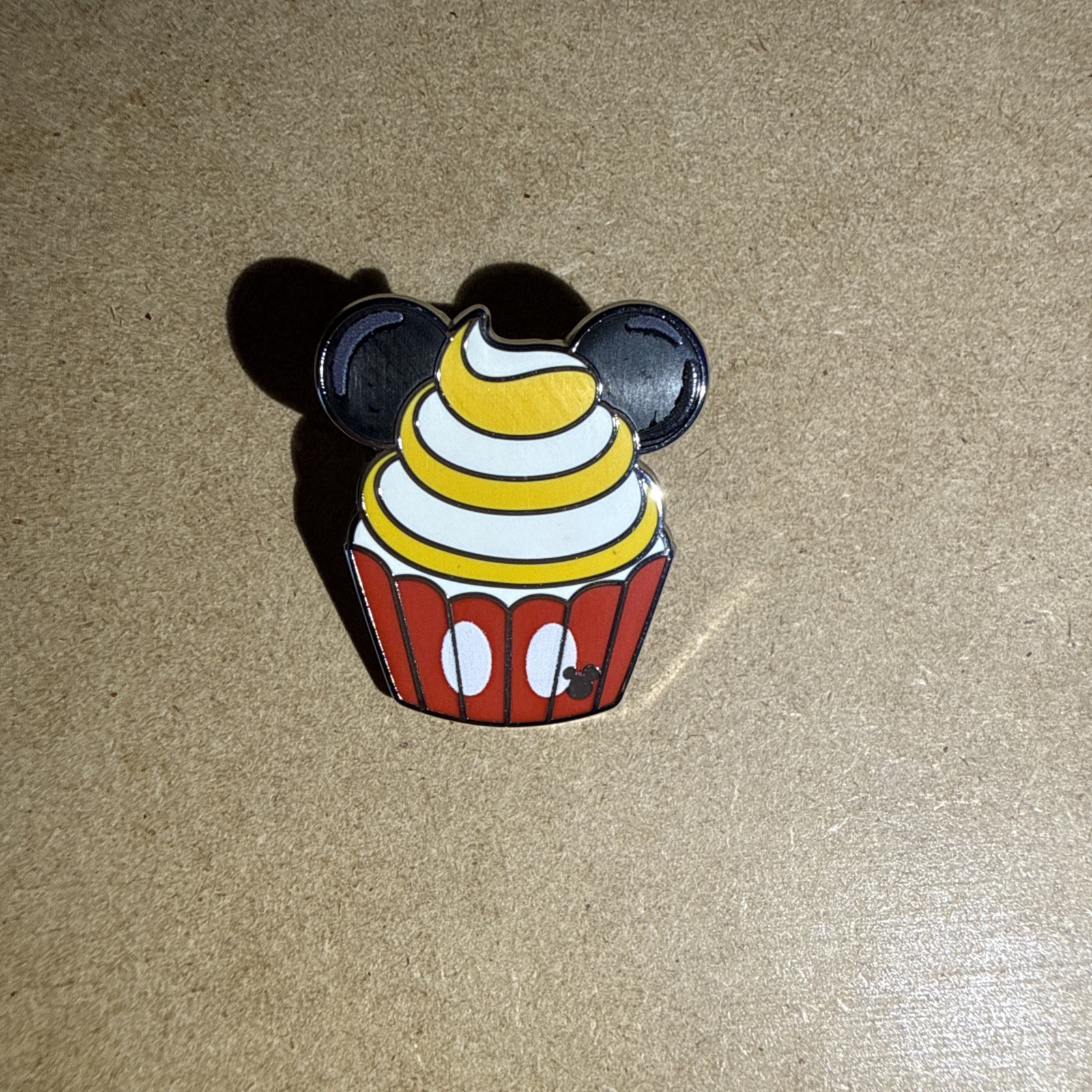 FULL SET OF 5 – Disney Hidden Mickey Cupcakes Pin WDW 2026 NEW Wave A