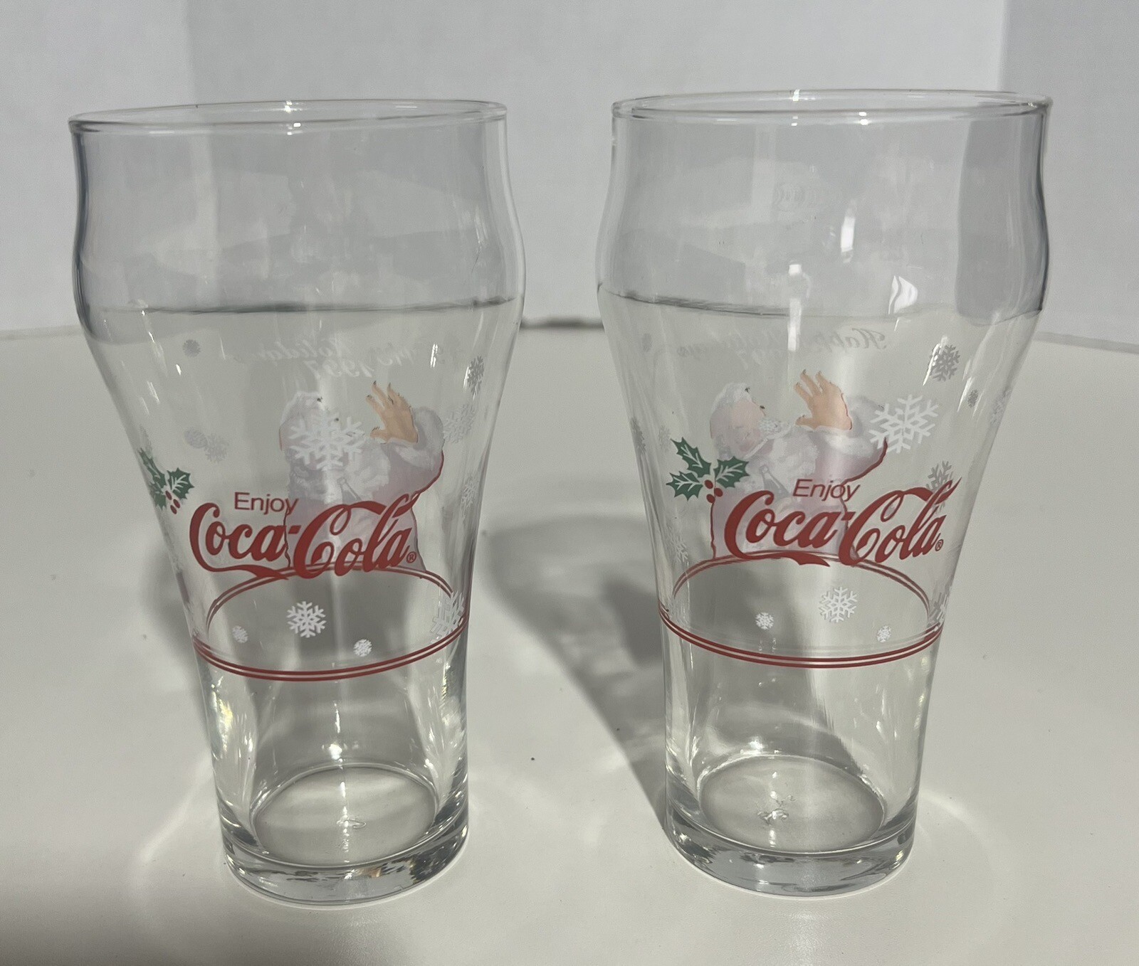 Coca-Cola Christmas 2 Vintage Happy Holidays 1997 Glasses