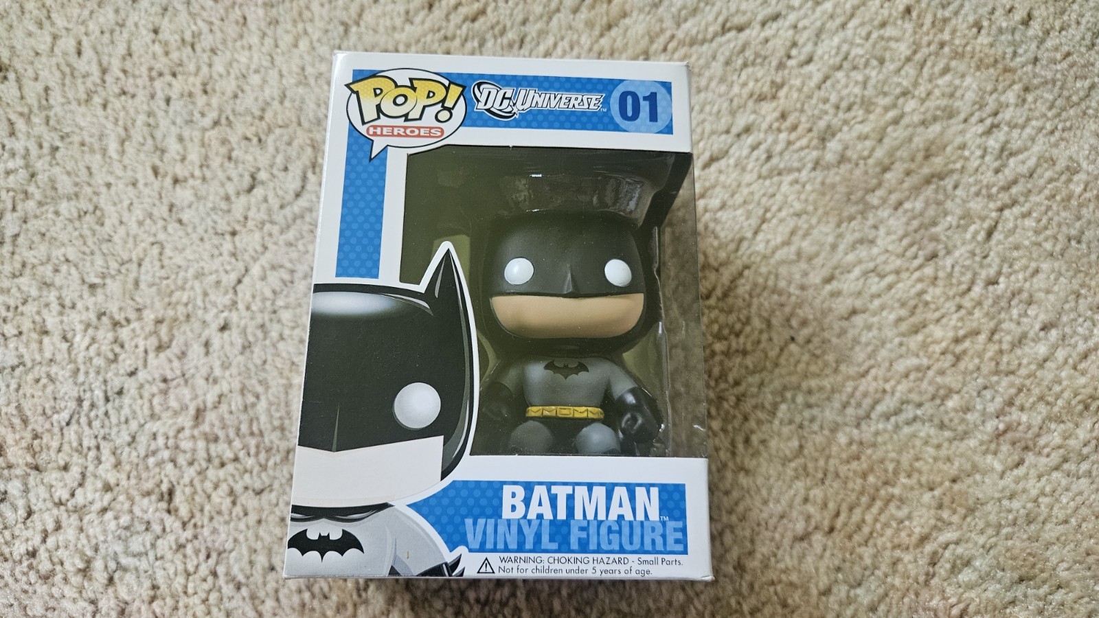 FUNKO POP HEROES DC UNIVERSE BATMAN #01 BOX DAMAGE IN A PROTECTOR VAULTED