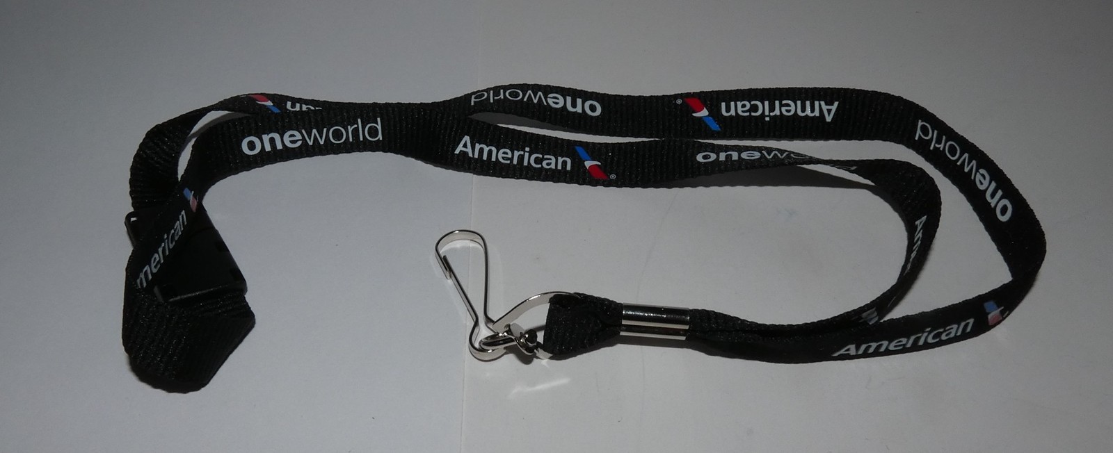 AMERICAN AIRLINES ONEWORLD BRANDED LANYARD ID BADGE HOLDER NEW VERSION BLACK