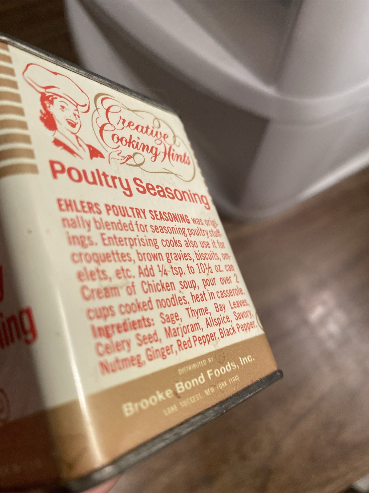 Ehler’s Vintage Spice Tin, Poultry Seasoning 7/8 oz Tin. Lake Success, NY, USA