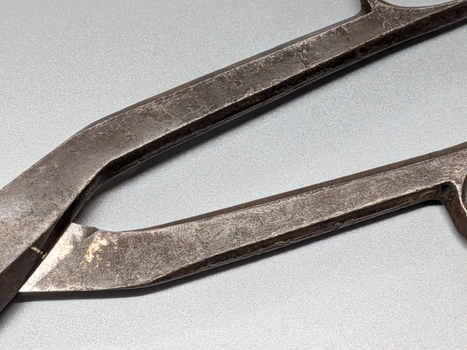 Vintage BERLIN 14″ No. 48 Tin Shears Snips 3″ Straight Cut