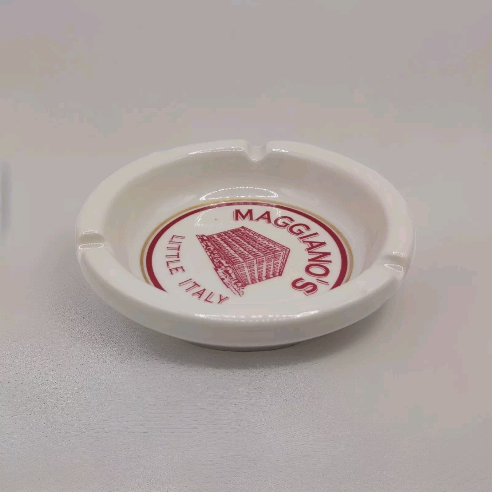 Vintage Maggiano’s Little Italy Sterling China Co. Ashtray 4″ White