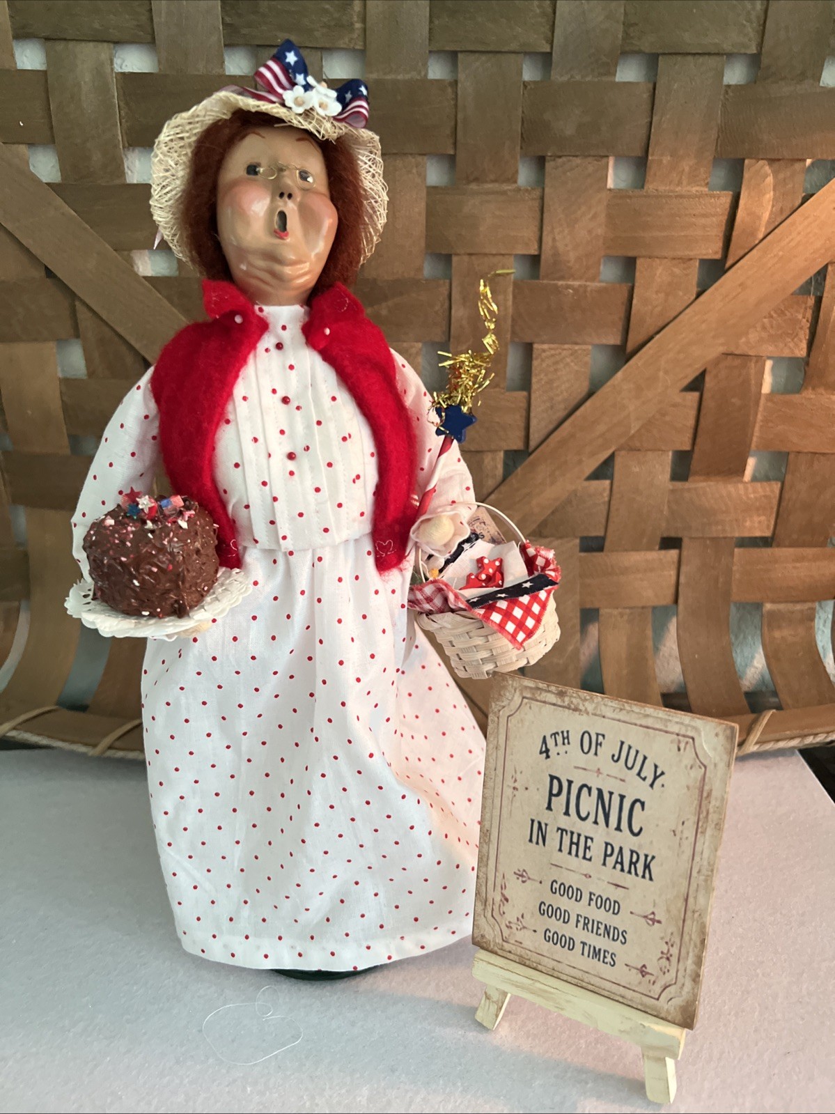 Byers Choice 4th Of July Woman w/Picnic Basket Cake Sparkler & Sign, Redressed