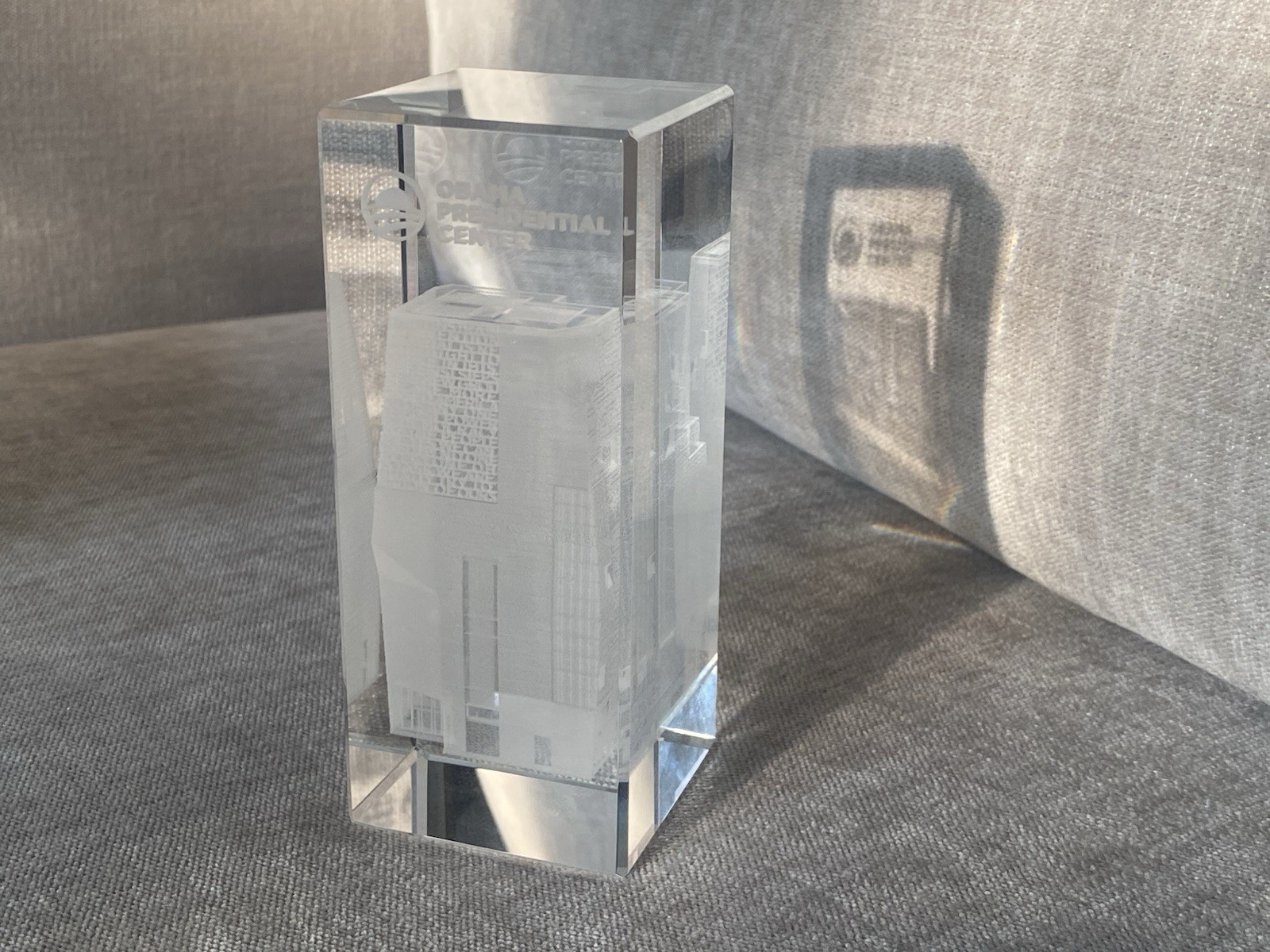 Obama Presidential Center Crystal Cube RARE