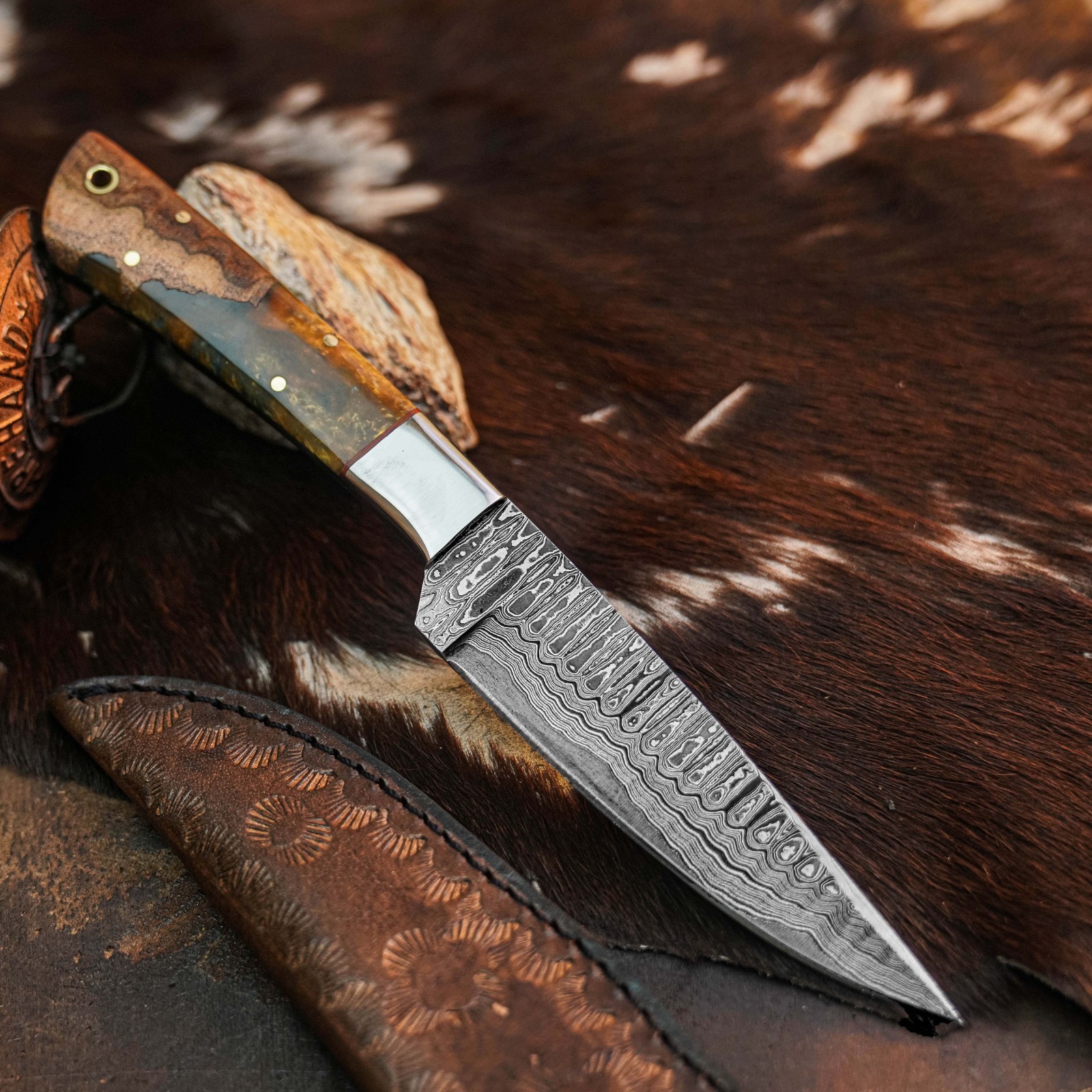 9.1″ inch Handmade Damascus Hunting Knife Full Tang Wood Handle Leather Sheath