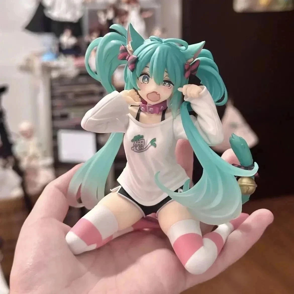 Hatsune Miku Desktop Cute Figure With Cat Ears T Shirt Ver TAITO 2024 NO BOX