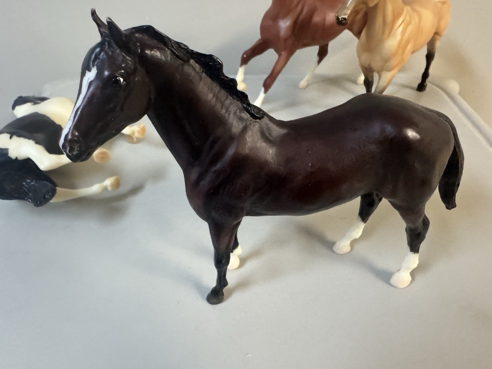 Breyer Bonanza/Ponderosa Rare TSC 2009 Classic PONDEROSA Horse 4Pieces #300311