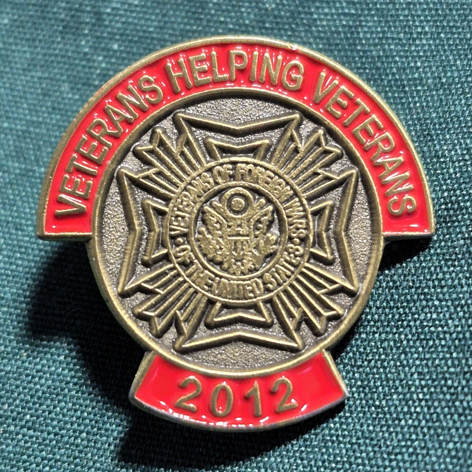 2012 Veterans Helping Veterans Lapel Pin, New!