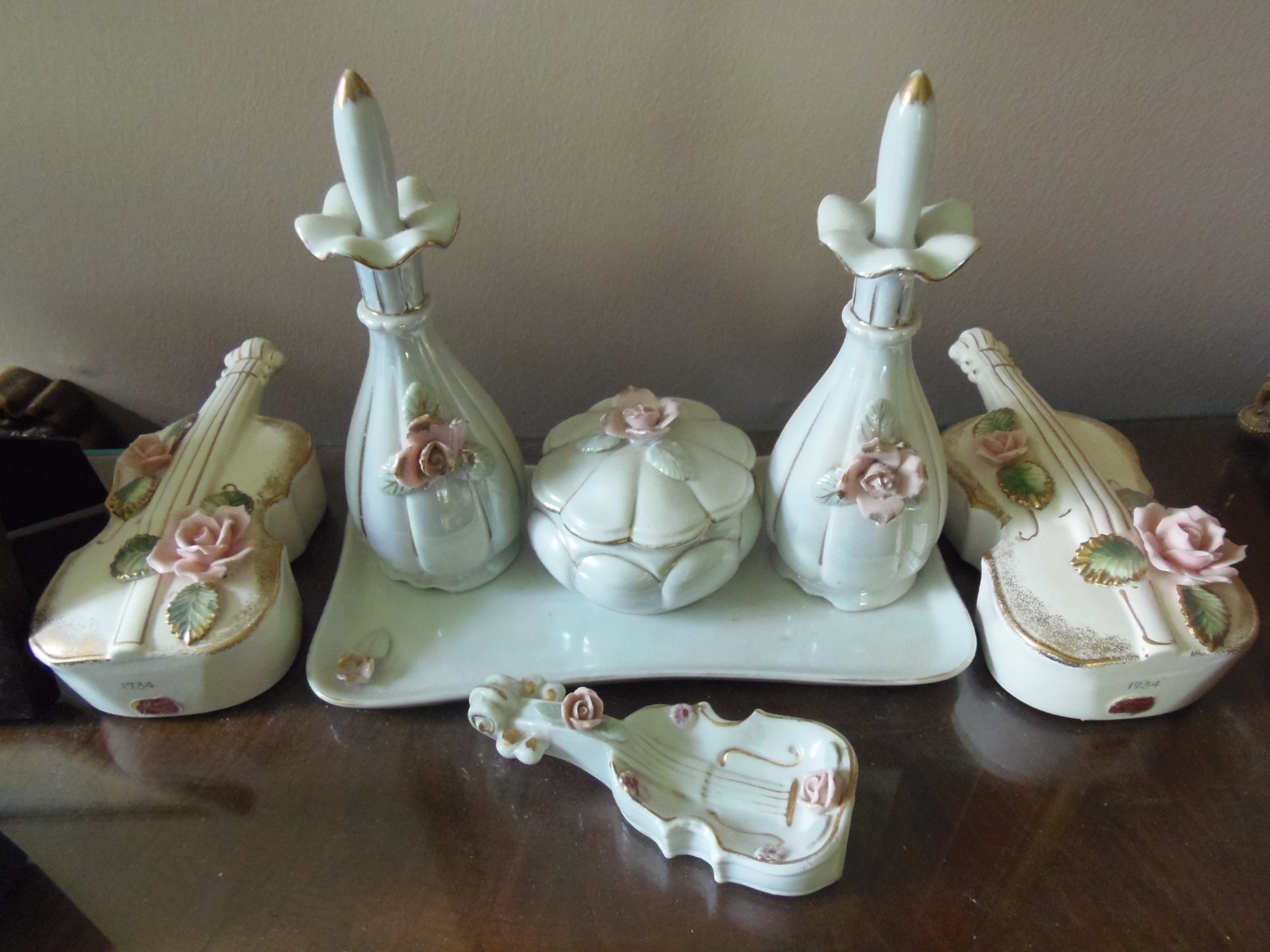 Vintage Porcelain Bone China Dresser Tray Set, Japan, White w/Pink Roses