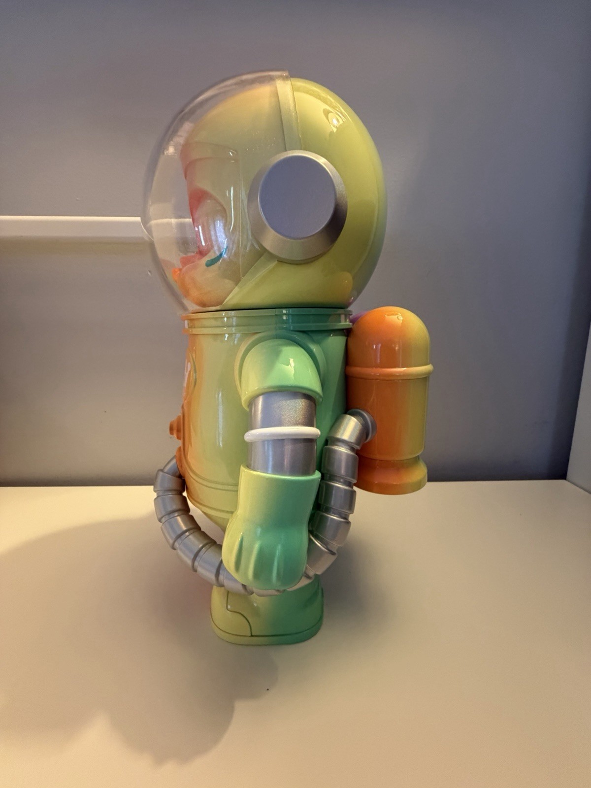 Pop Mart Mega Space Molly 400% Rainbow Secret